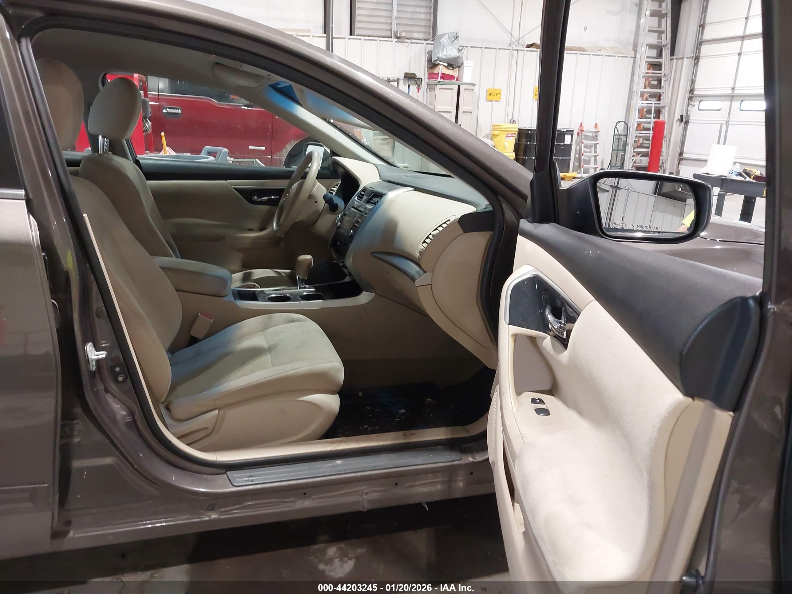 NISSAN ALTIMA image 5