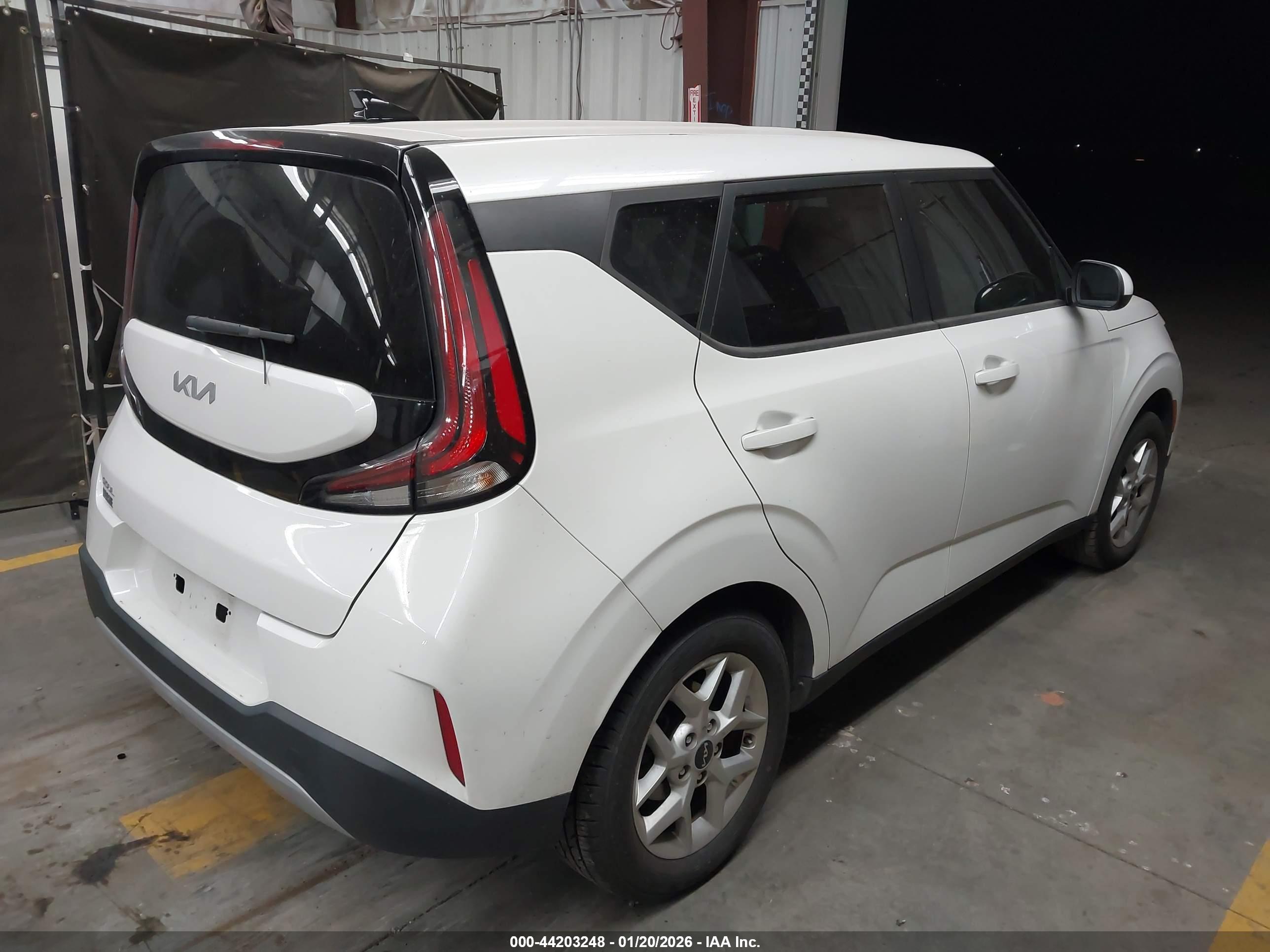KIA SOUL image 4