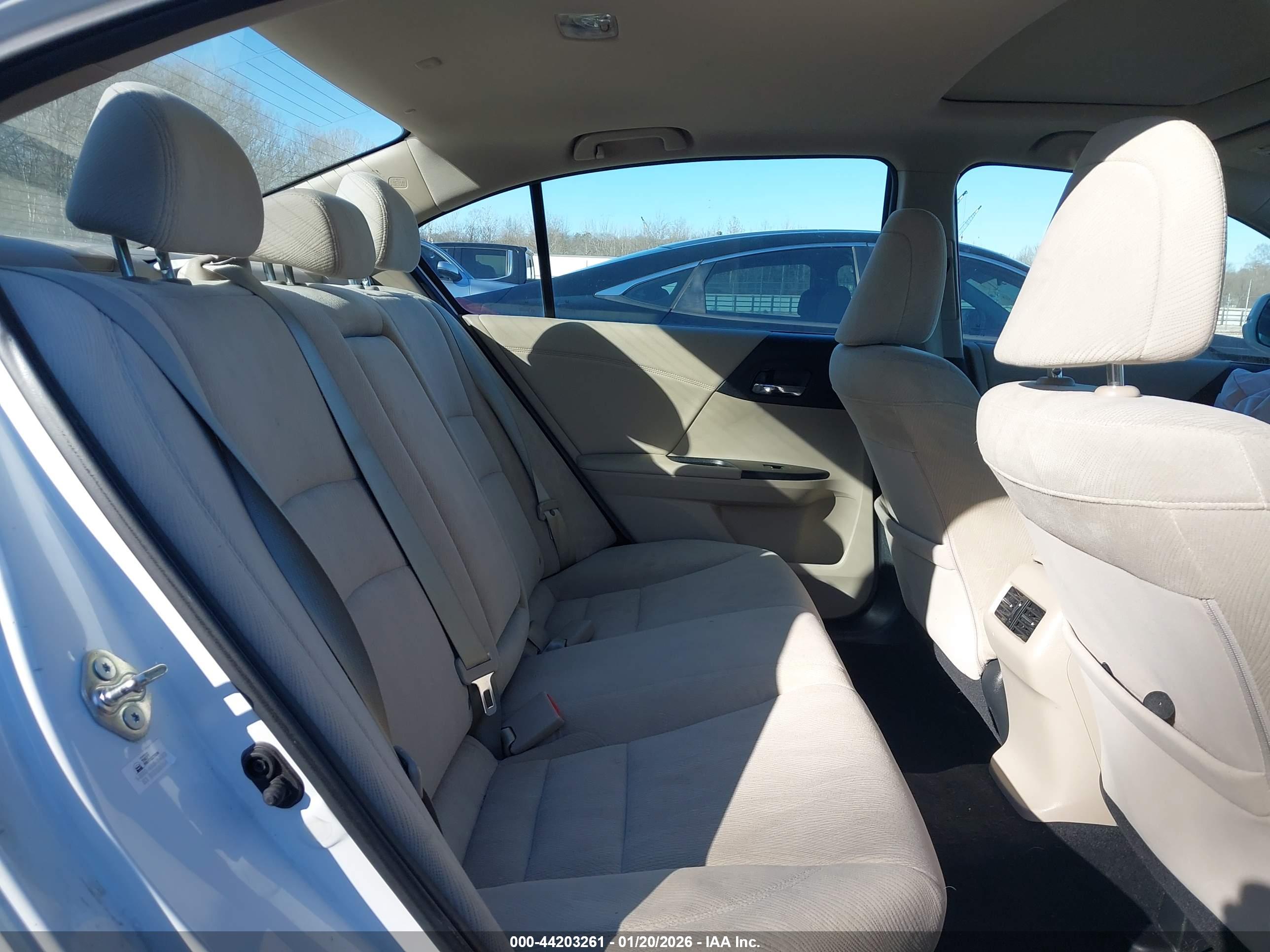 HONDA ACCORD image 8