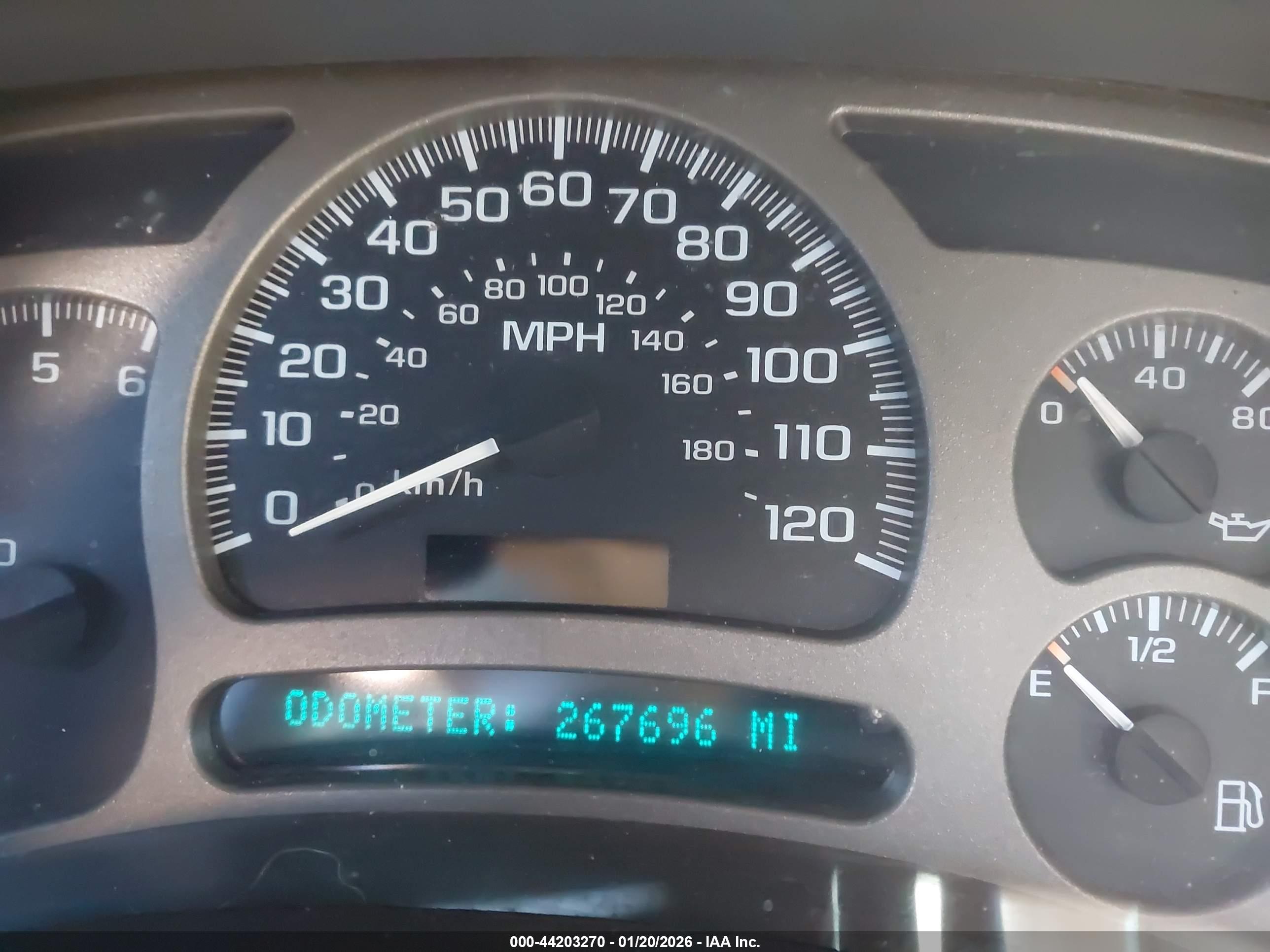 GMC YUKON image 7