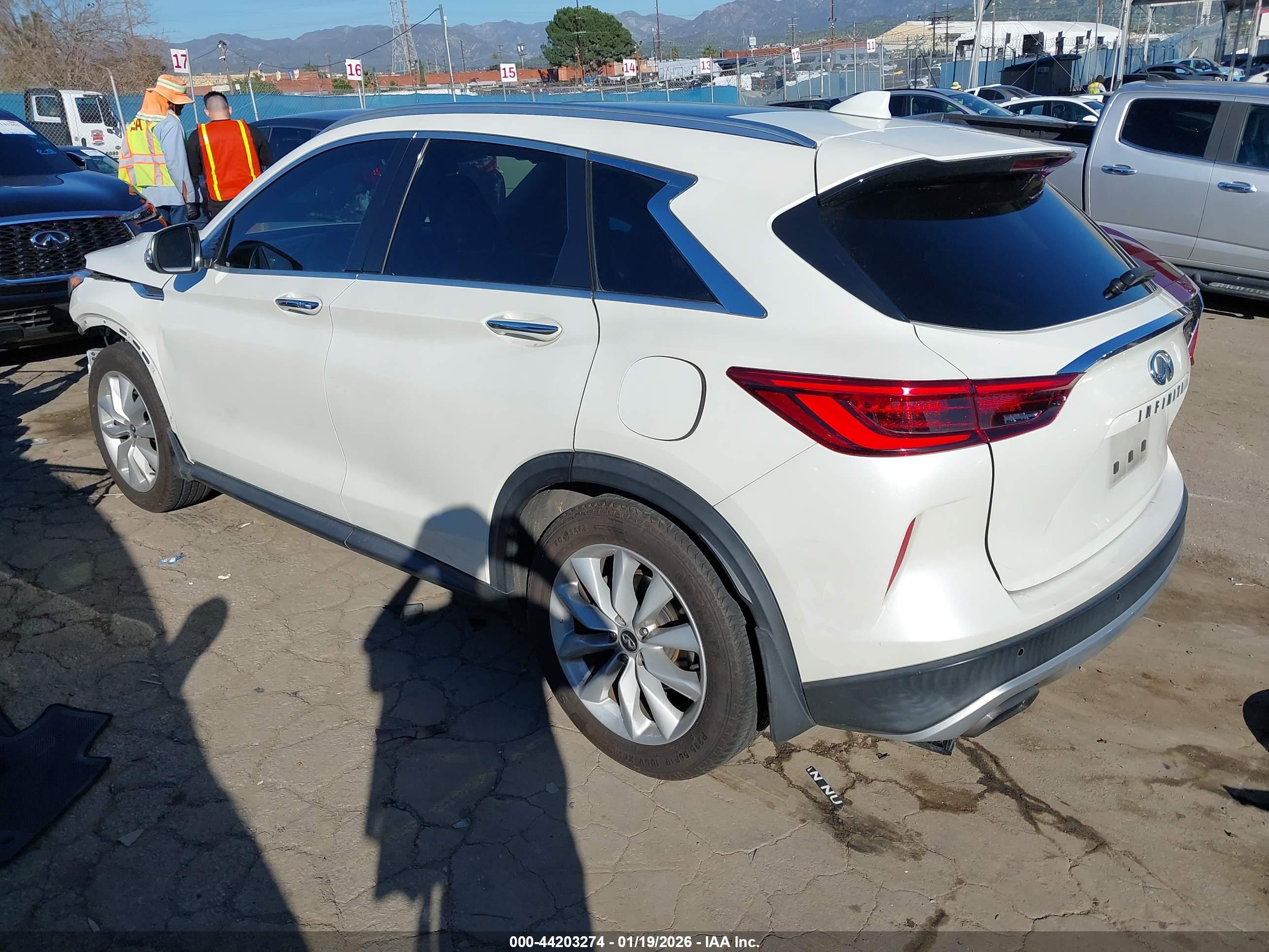 INFINITI QX50 image 3