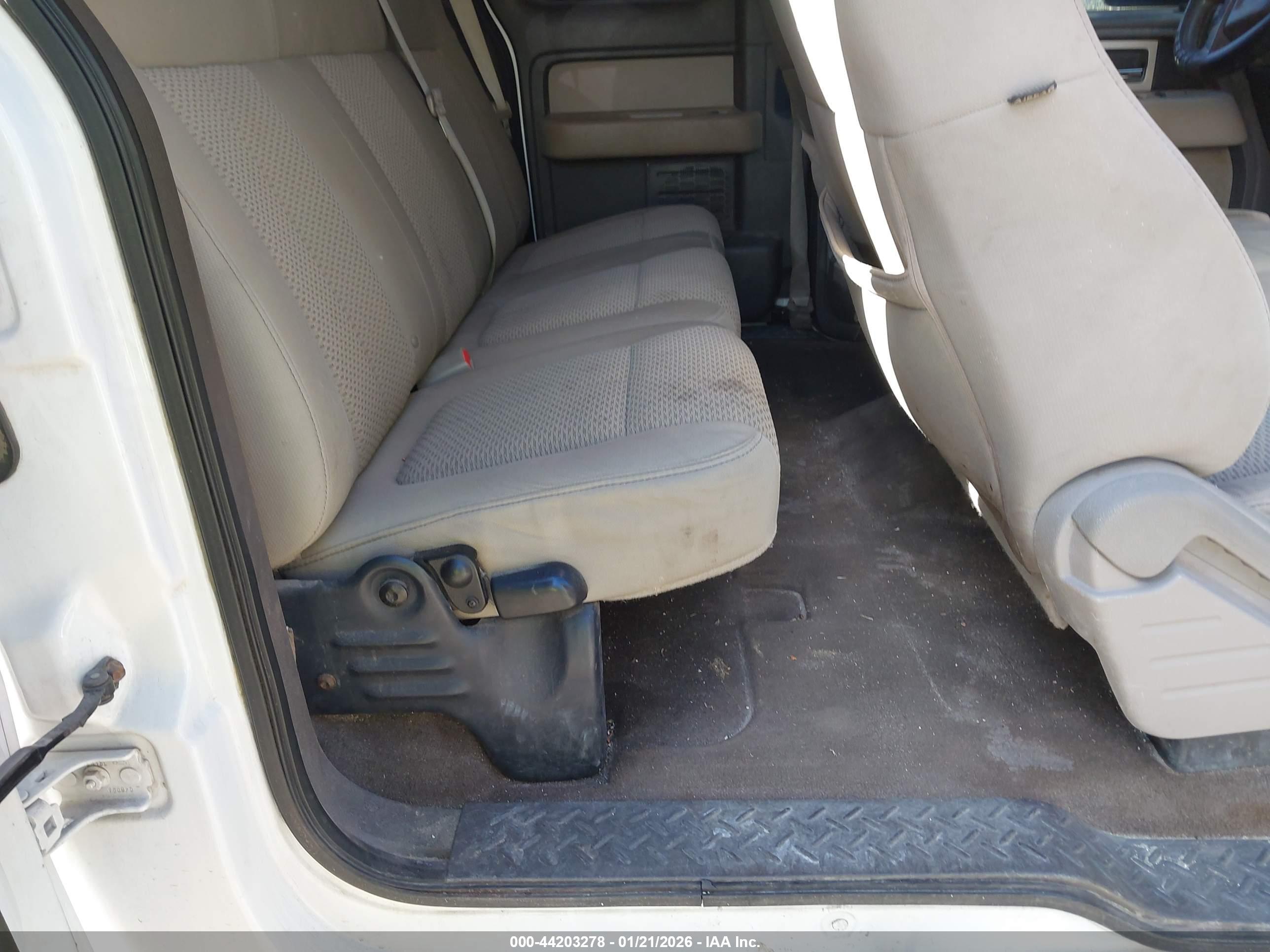 FORD F-150 image 8