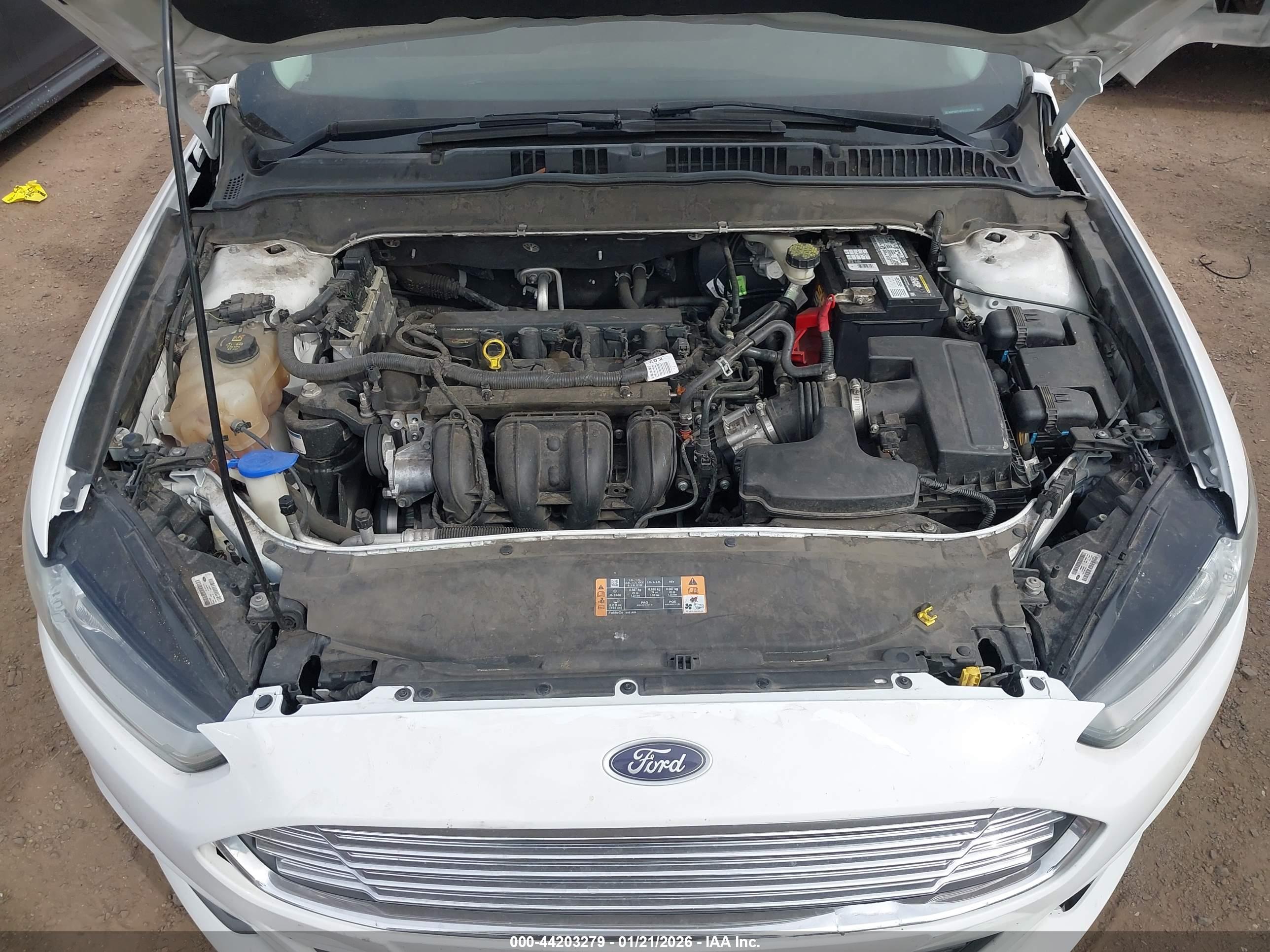 FORD FUSION image 10