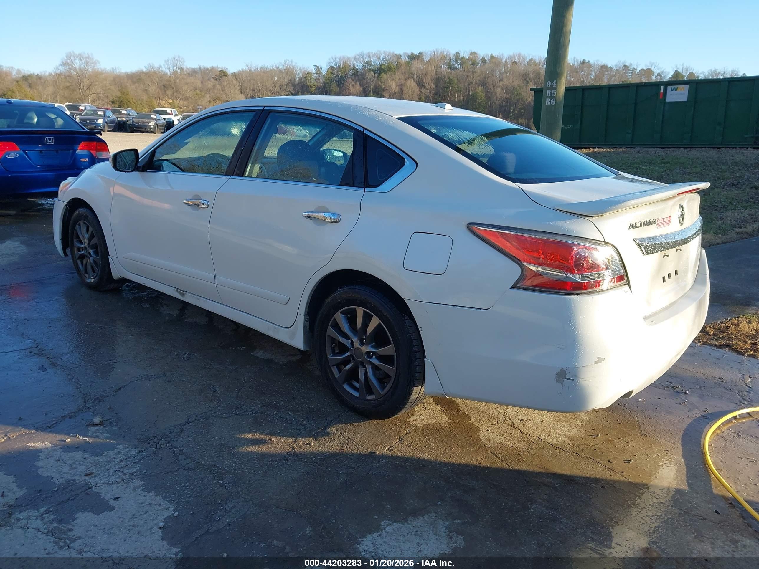 NISSAN ALTIMA image 3