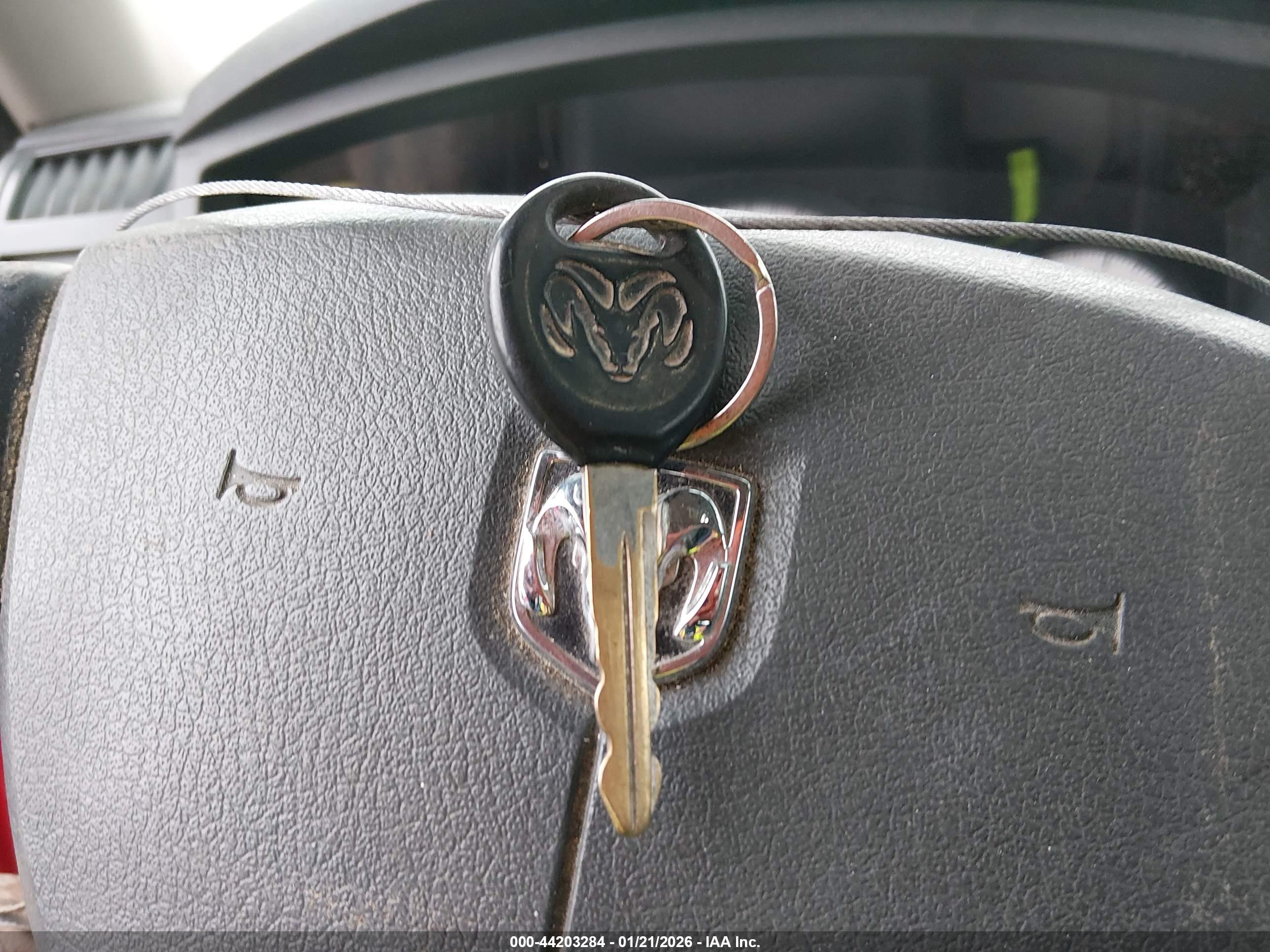 DODGE DAKOTA image 11