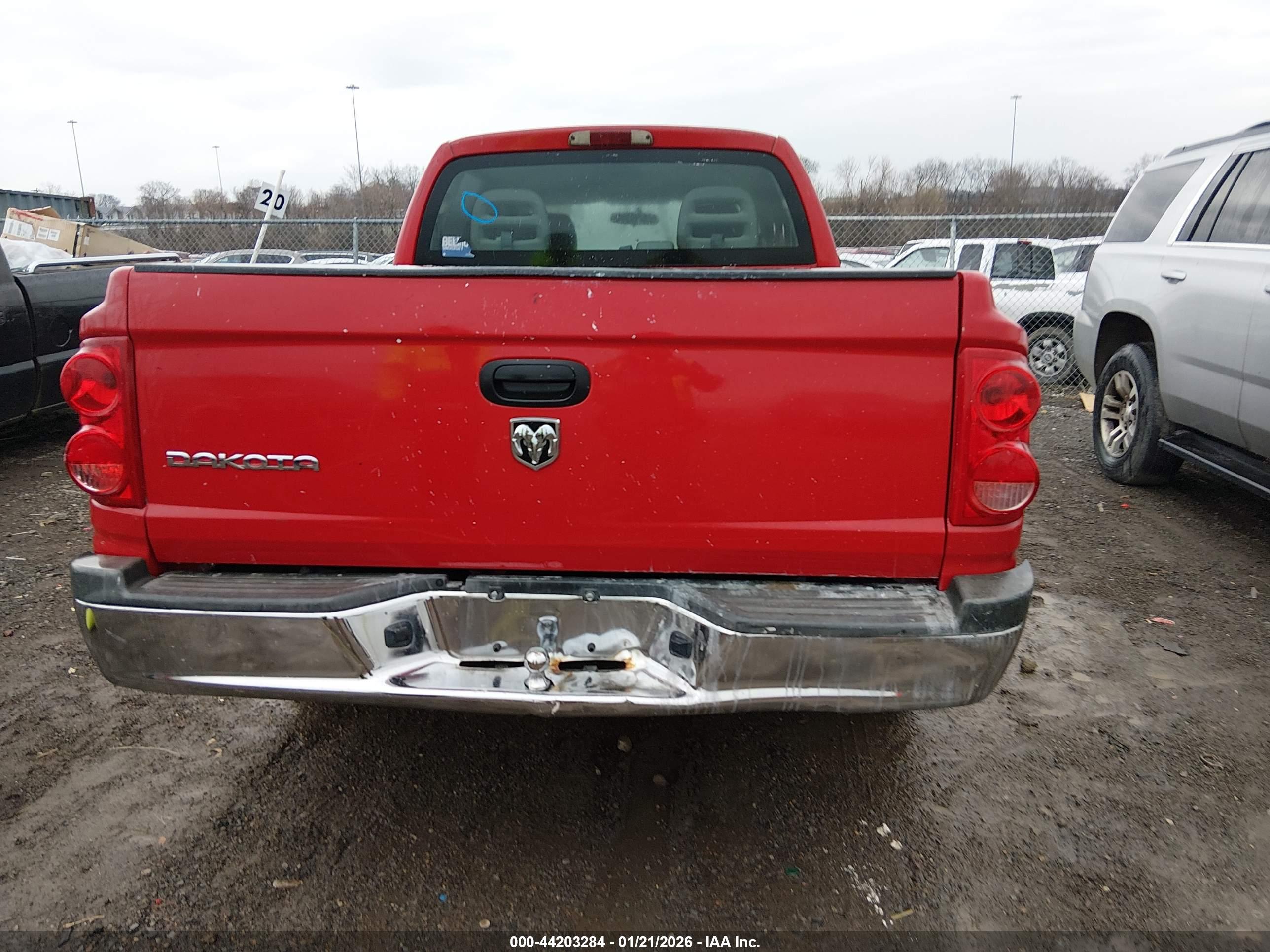 DODGE DAKOTA image 6
