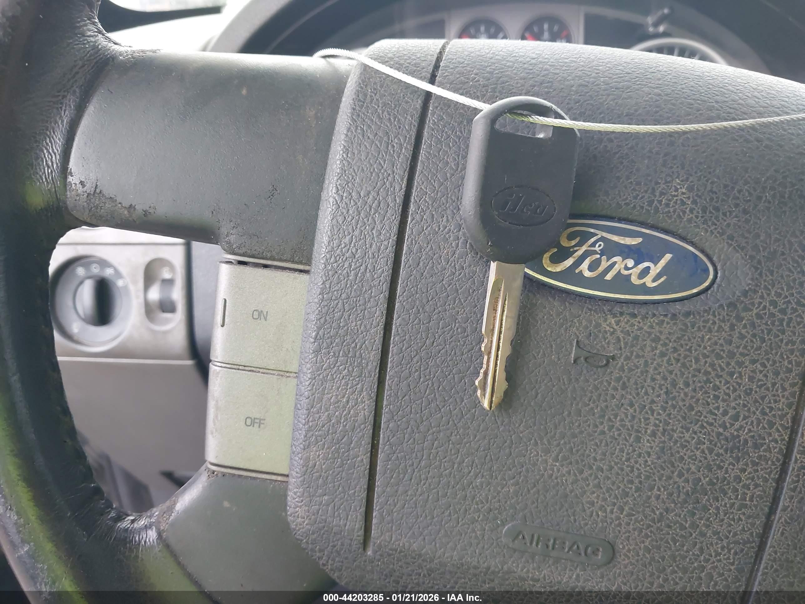 FORD F-150 image 11