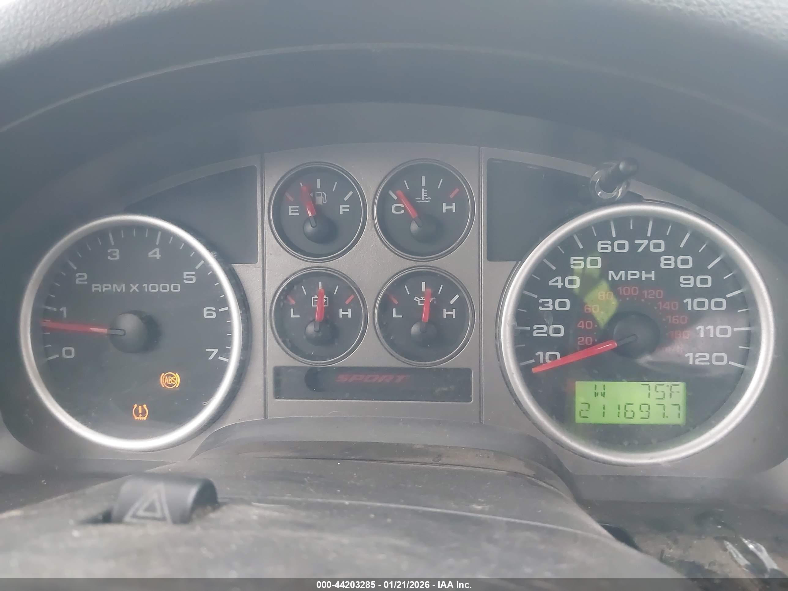FORD F-150 image 7