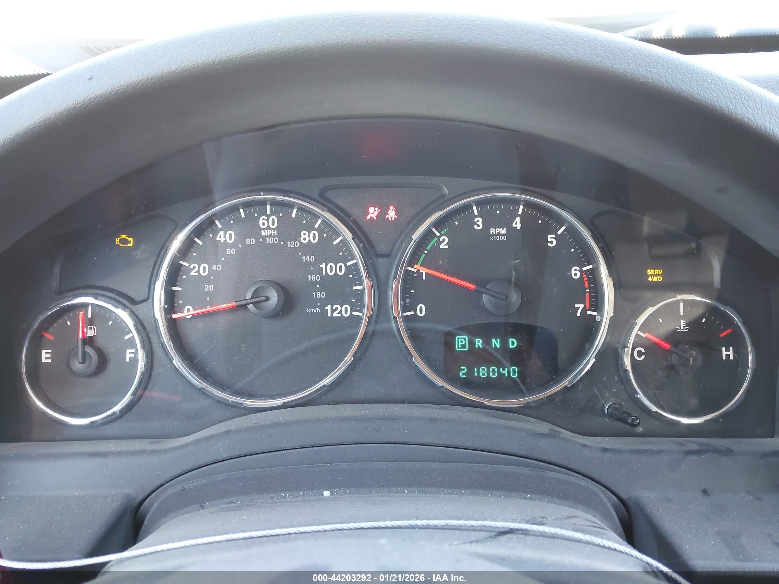 JEEP LIBERTY image 7