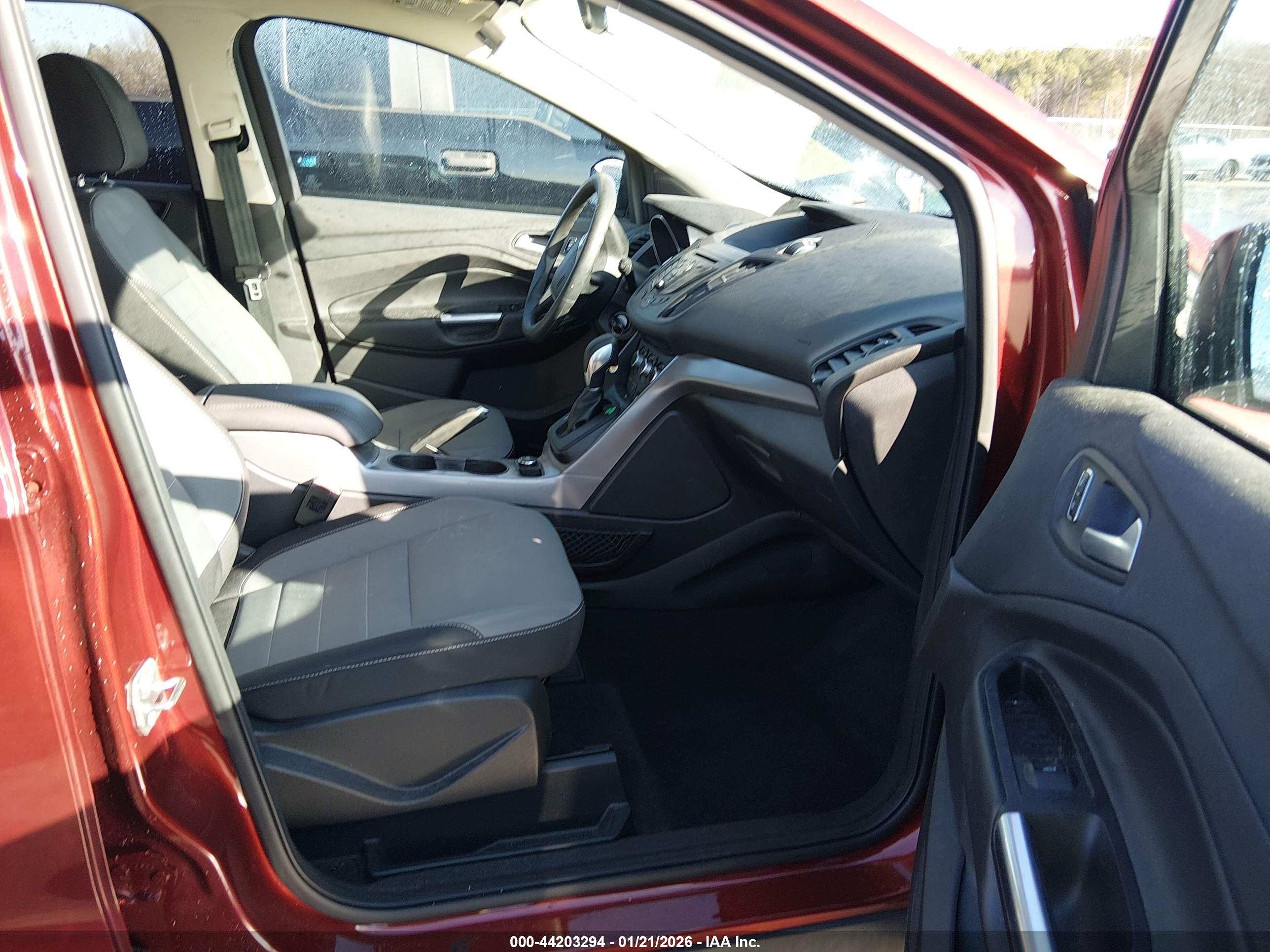 FORD ESCAPE image 5