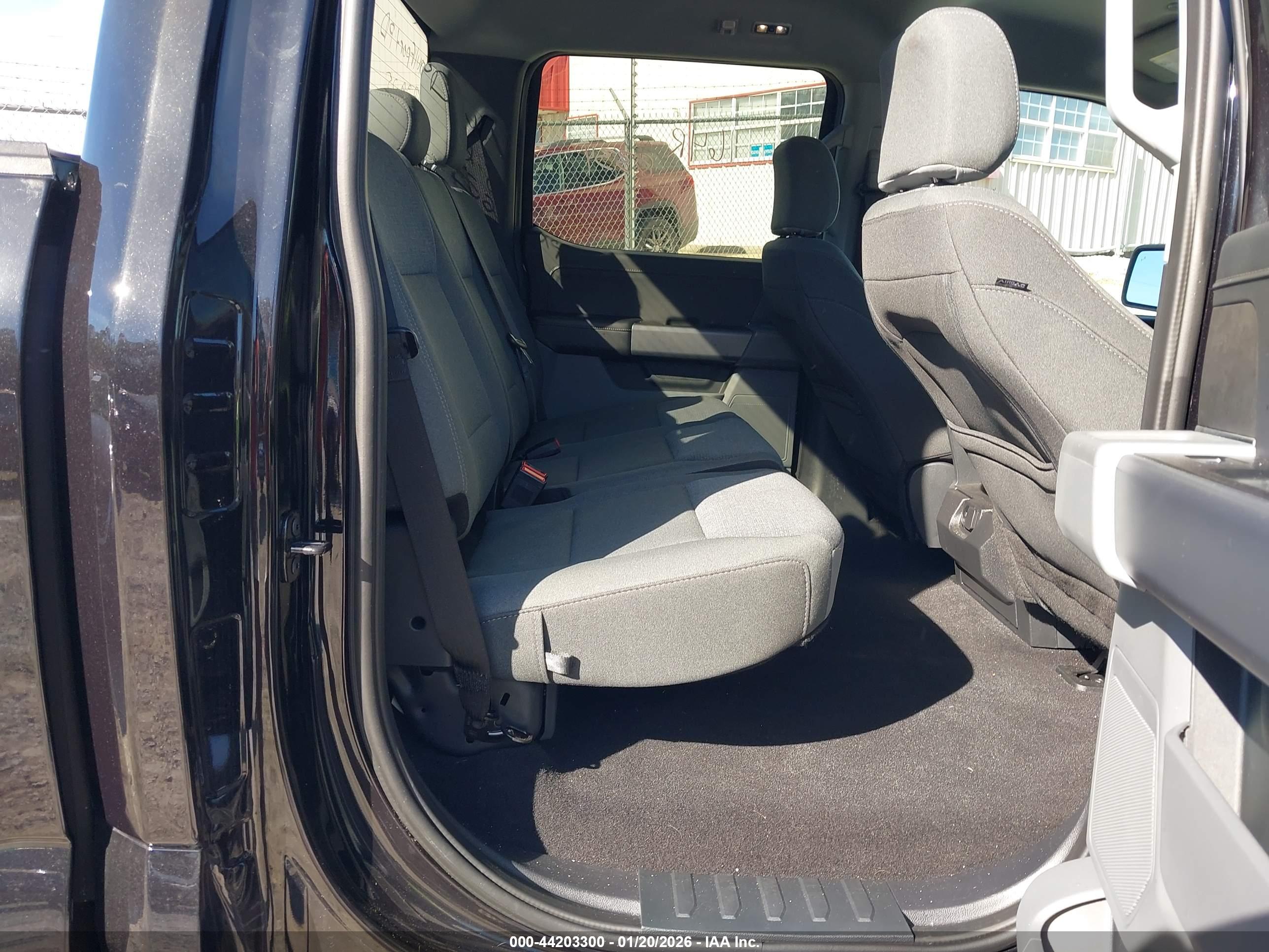 FORD F-150 image 8