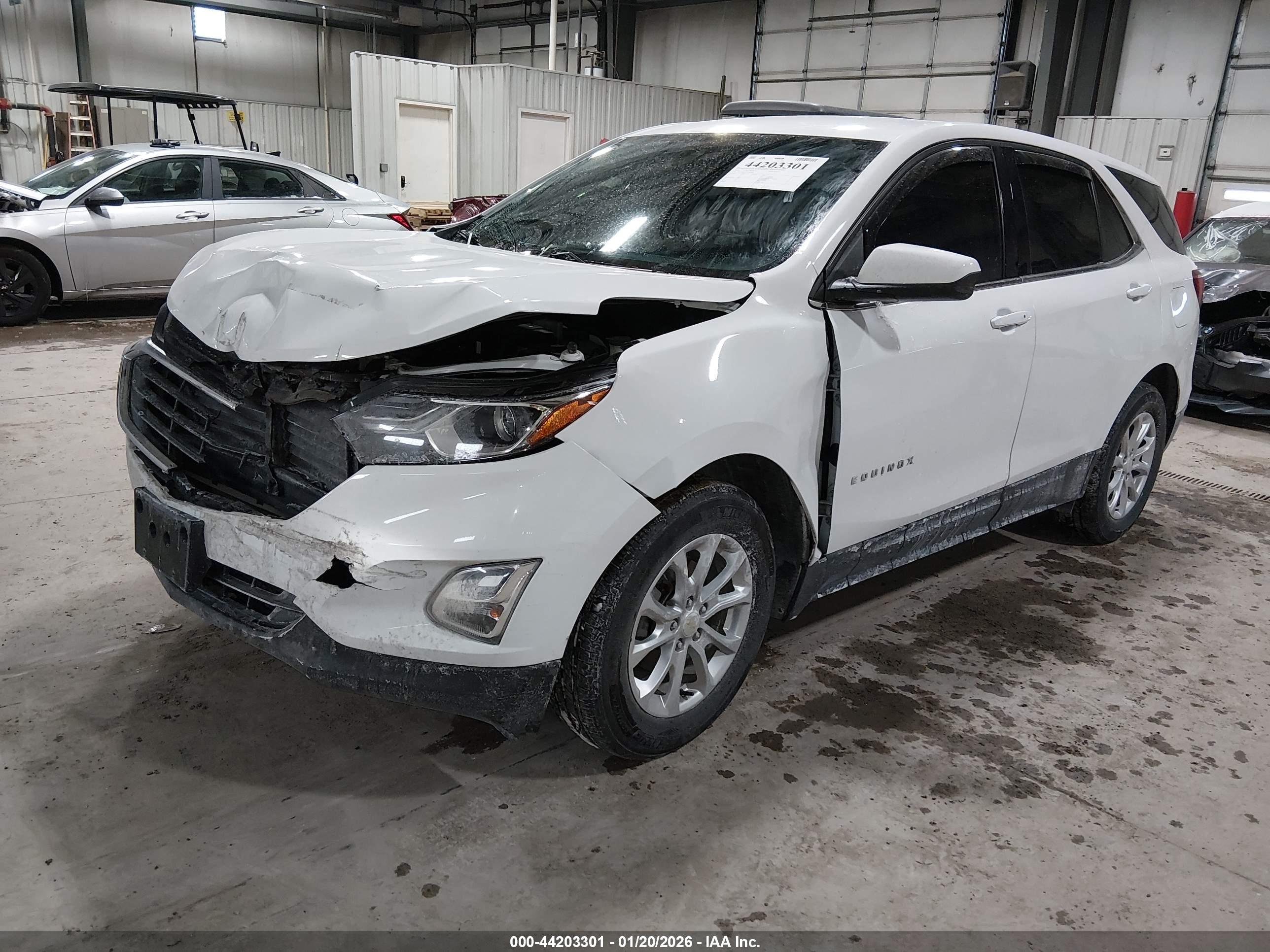 CHEVROLET EQUINOX image 2