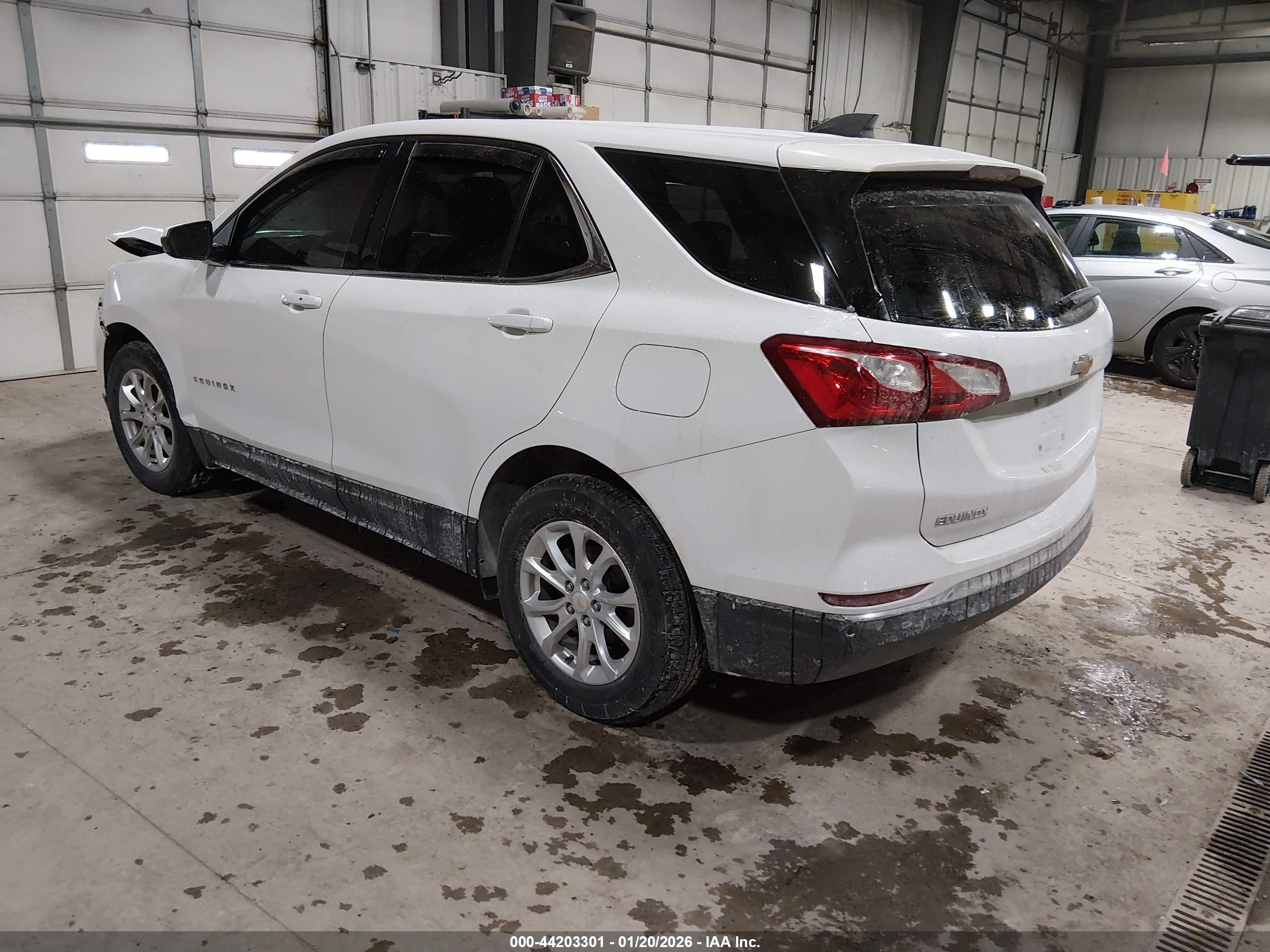 CHEVROLET EQUINOX image 3