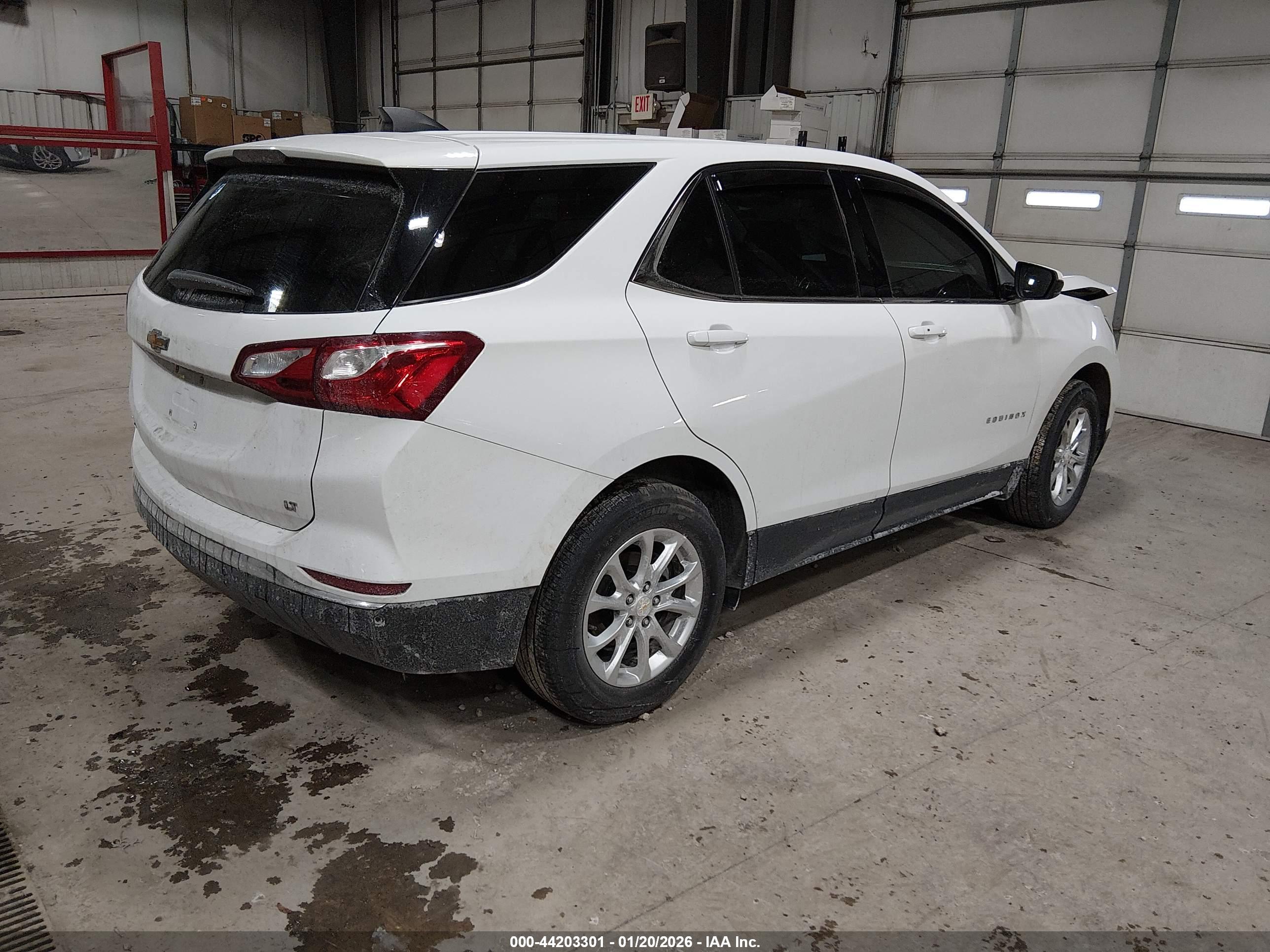CHEVROLET EQUINOX image 4