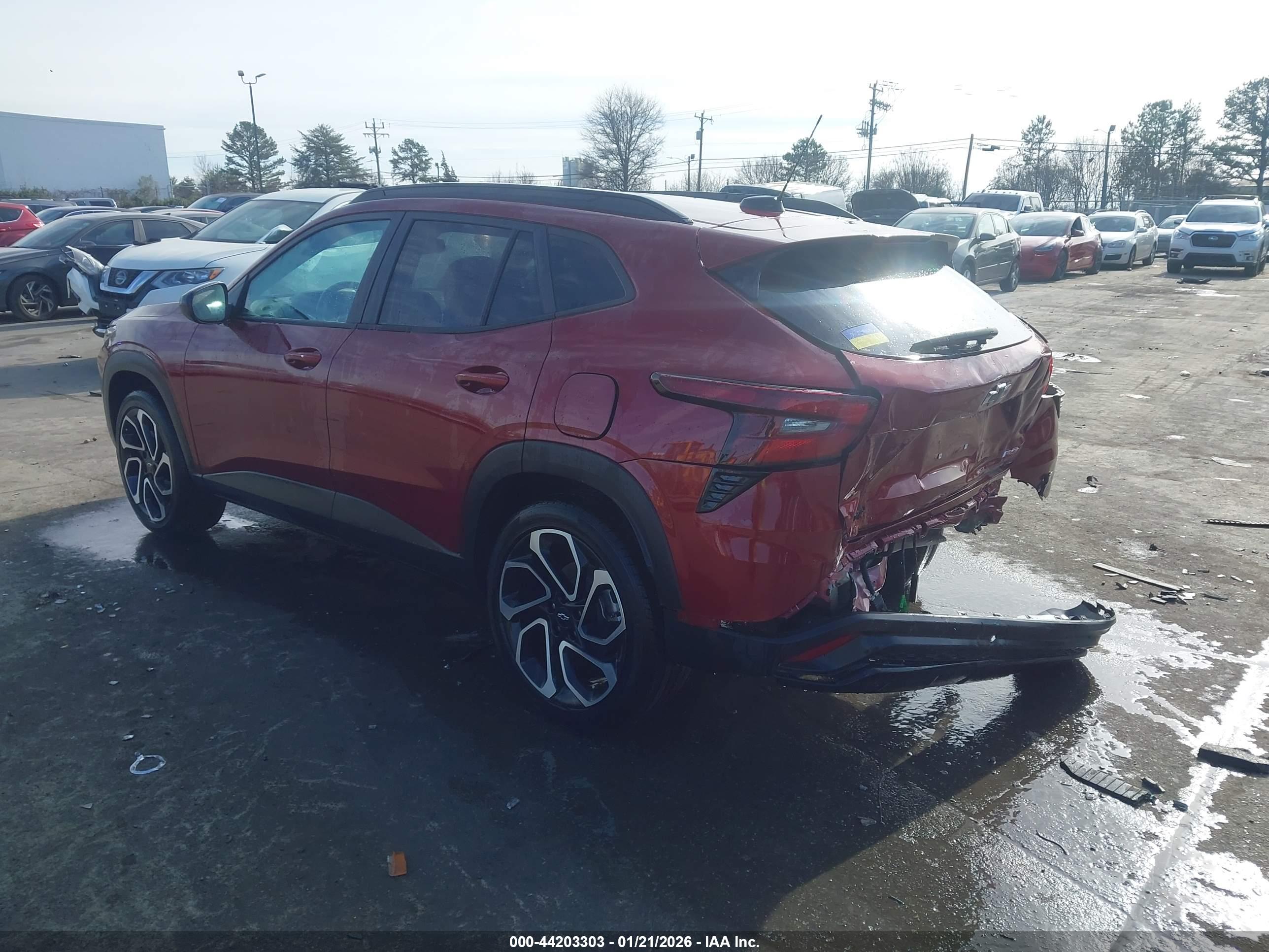 CHEVROLET TRAX image 3