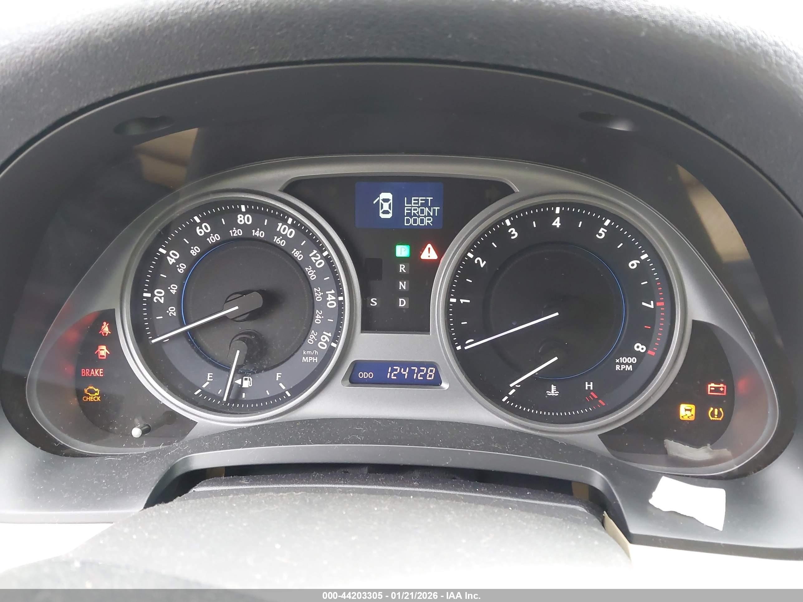 LEXUS IS image 7