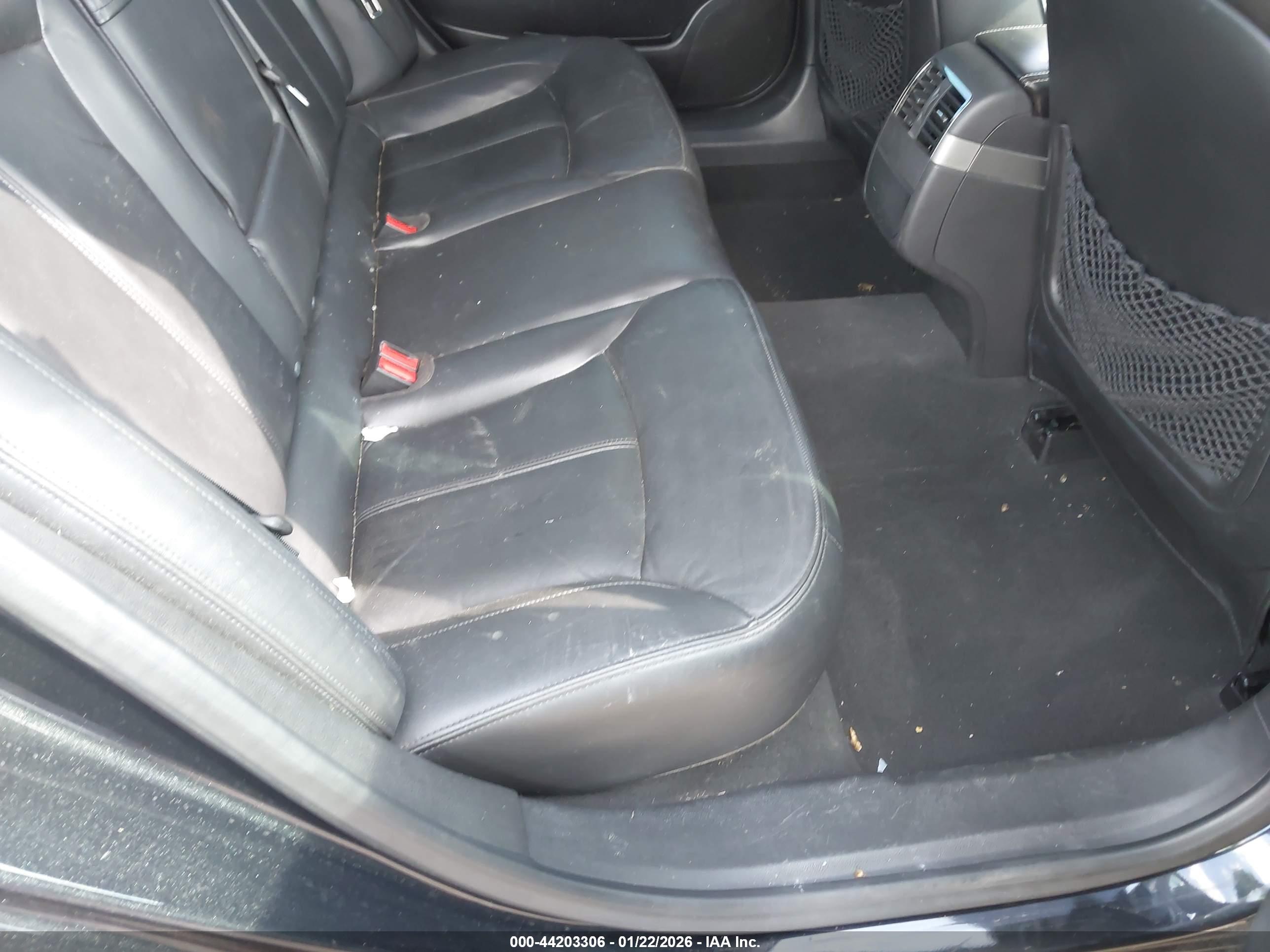 BUICK LACROSSE image 8