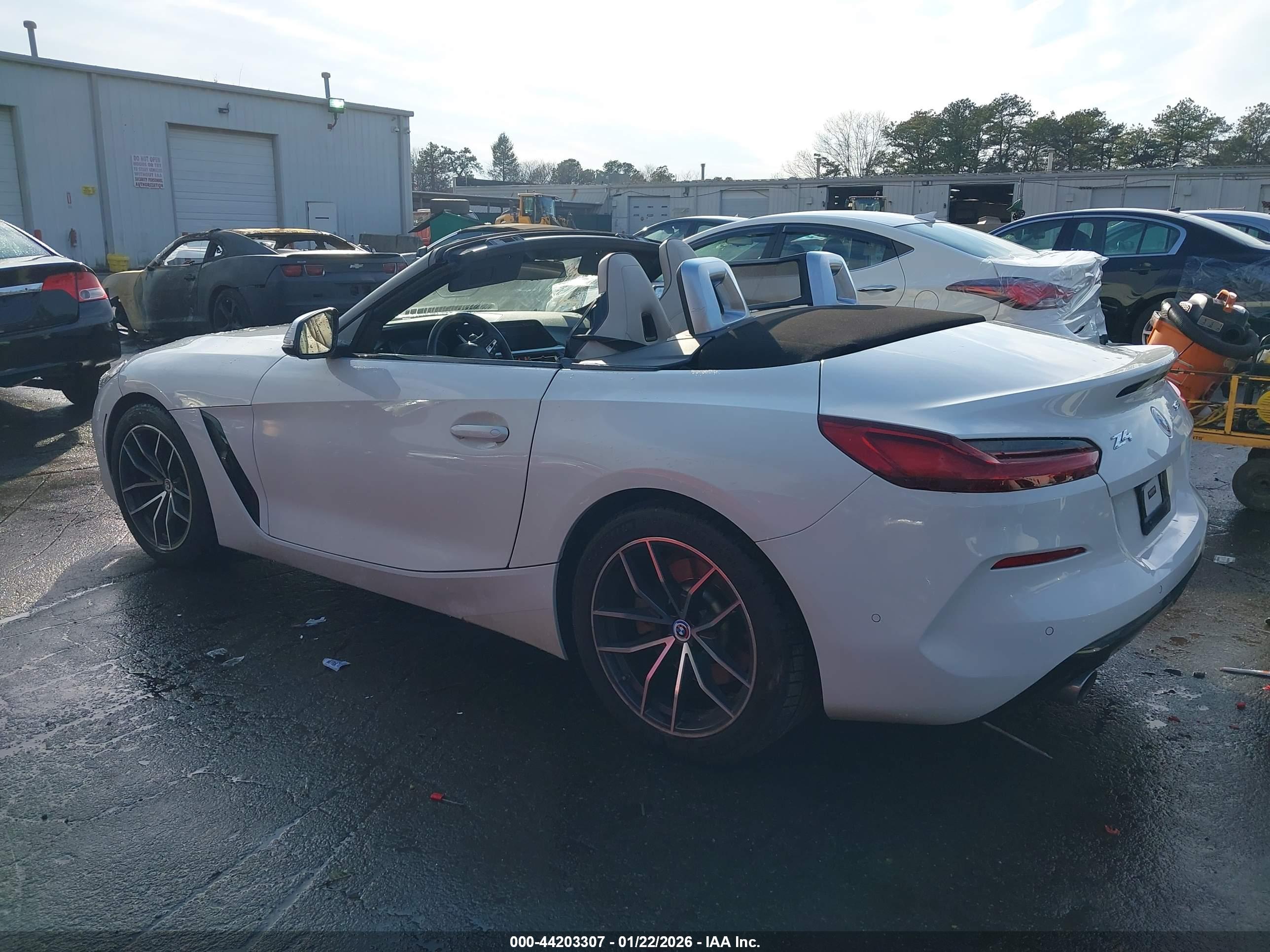 BMW Z4 image 3