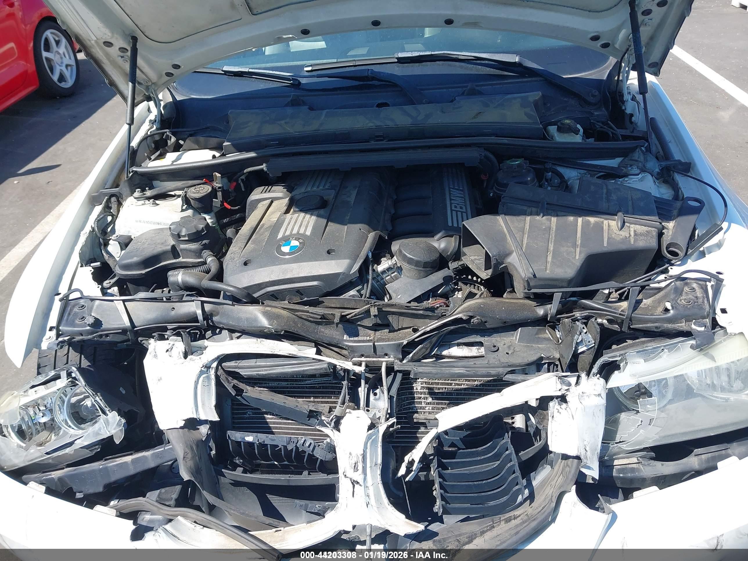BMW 328I image 10