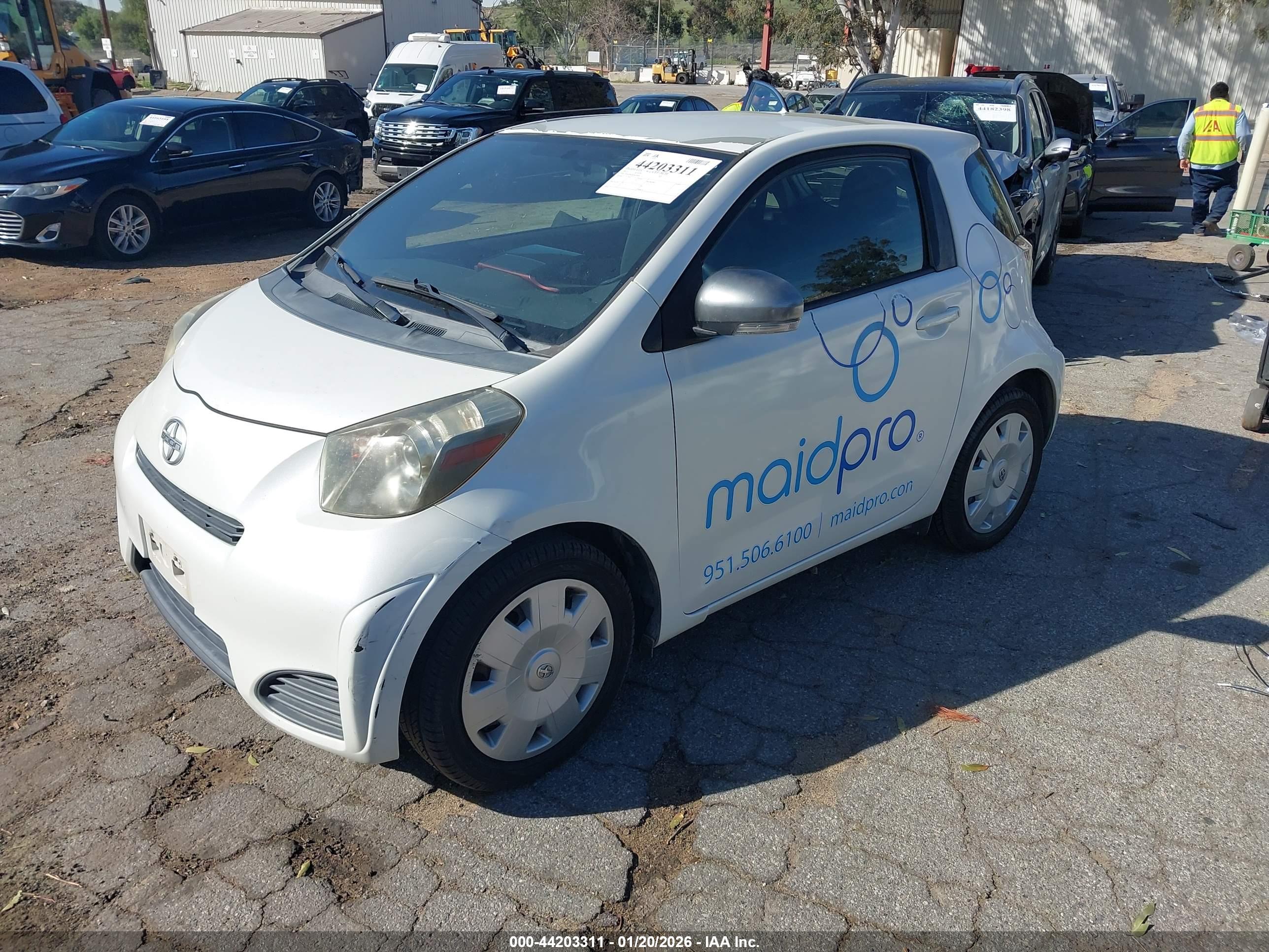 SCION IQ image 2
