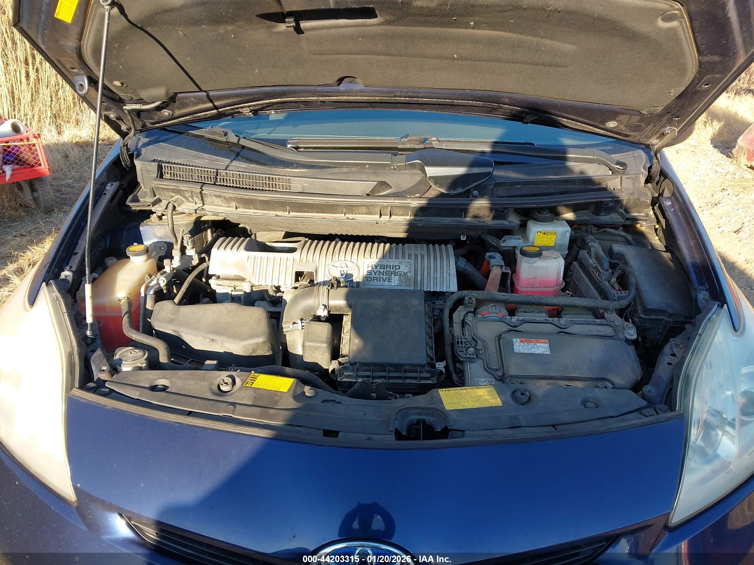 TOYOTA PRIUS image 10