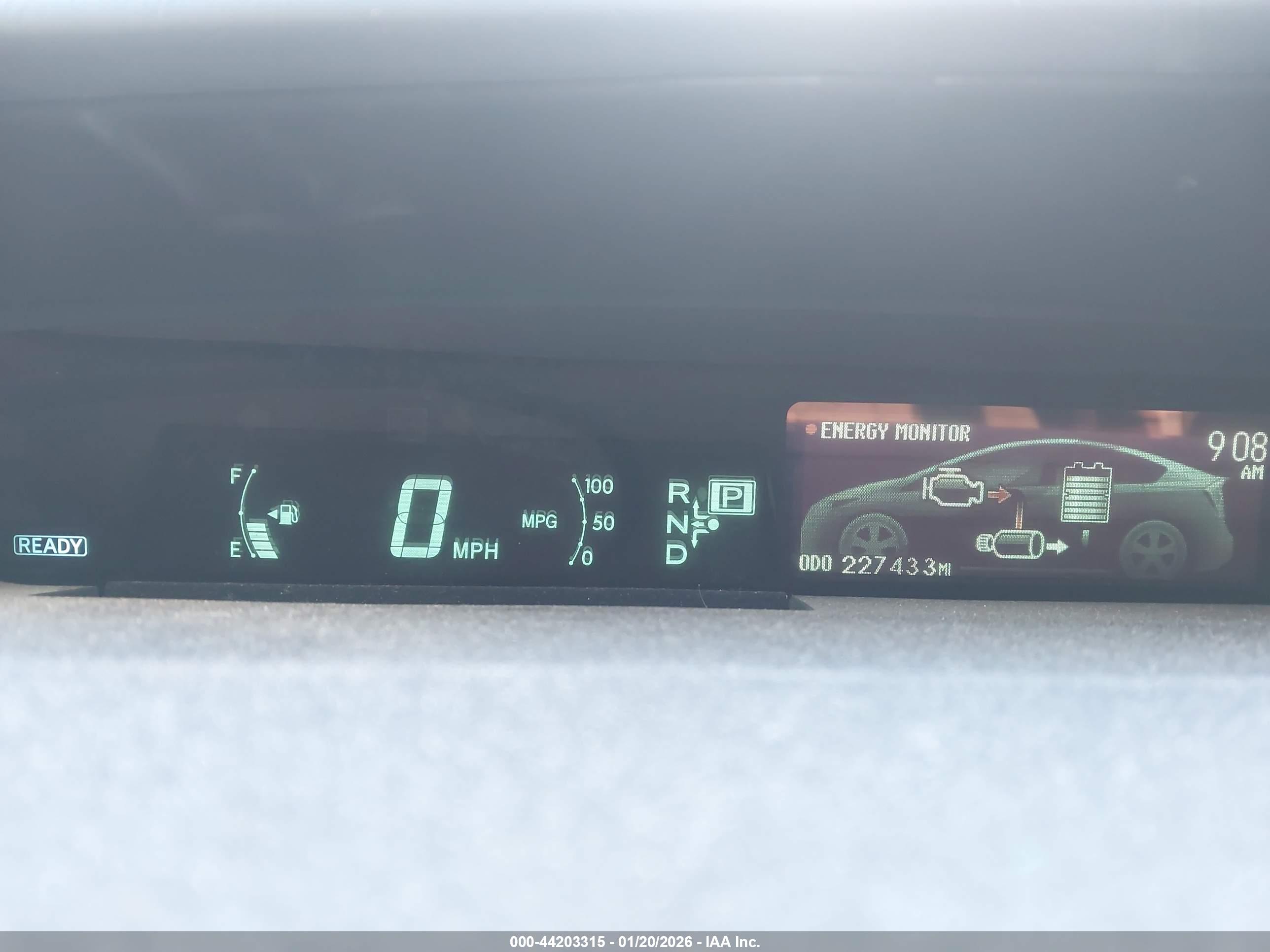TOYOTA PRIUS image 7