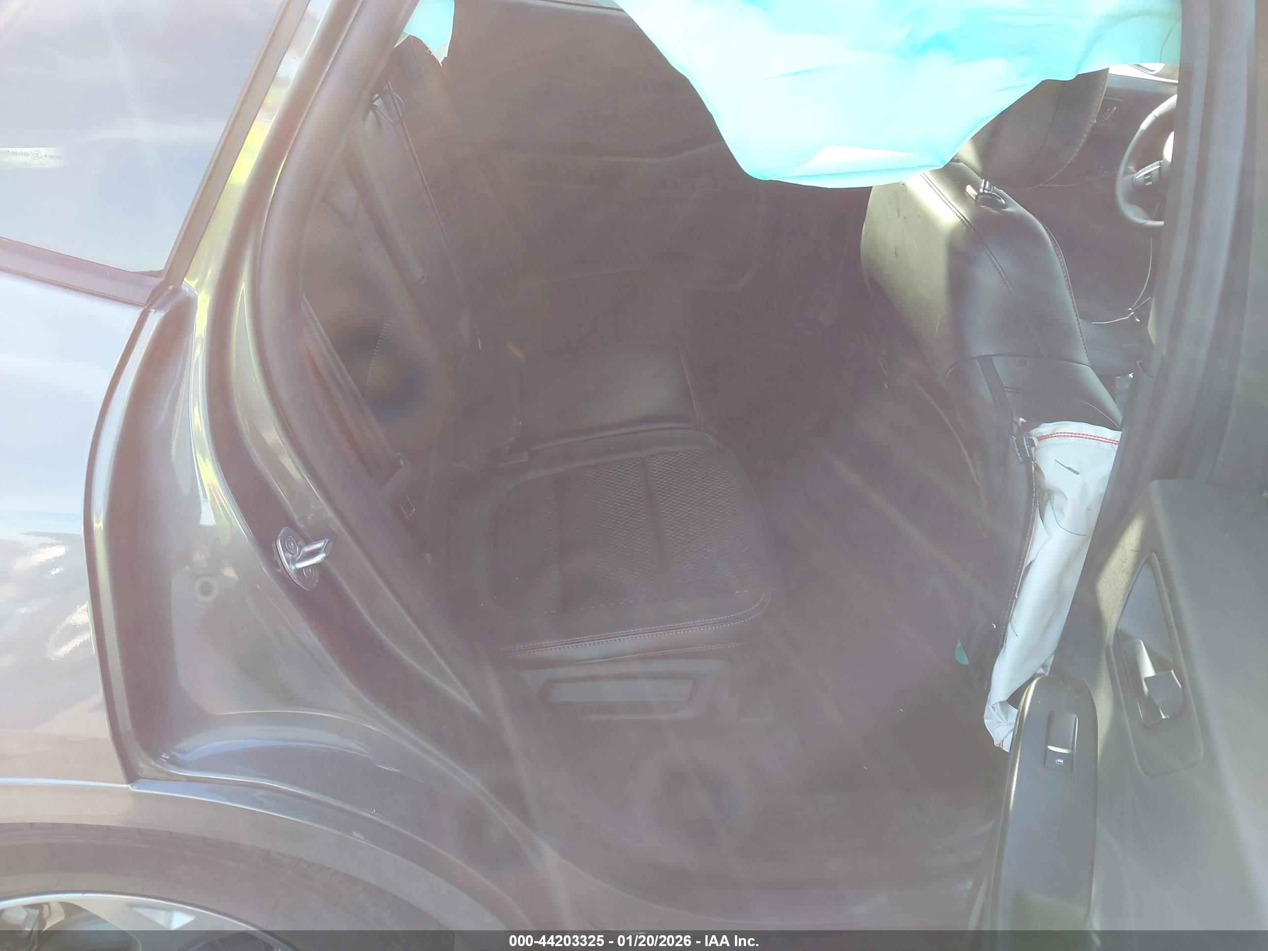 FORD ESCAPE image 8