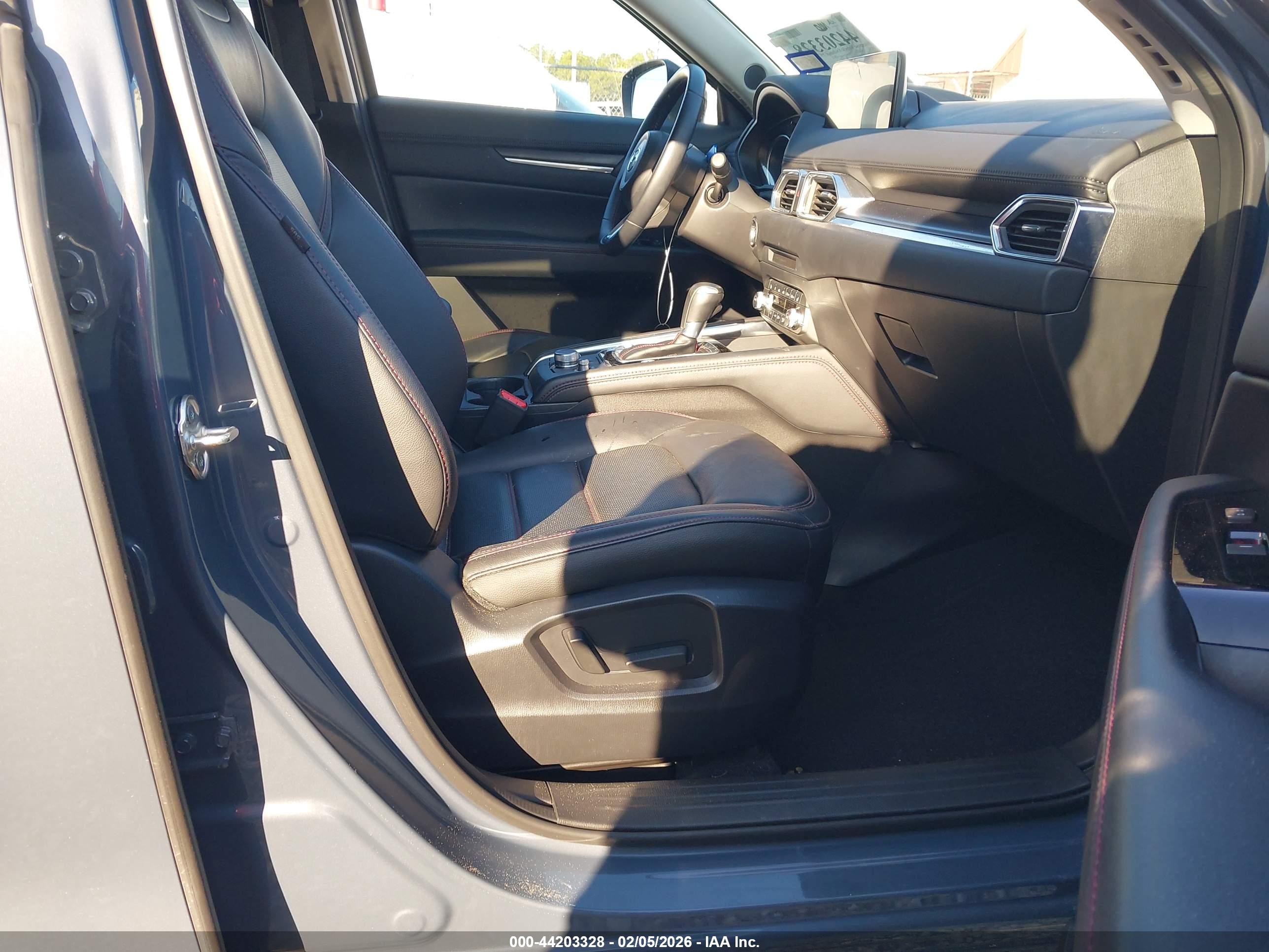 MAZDA CX-5 image 5
