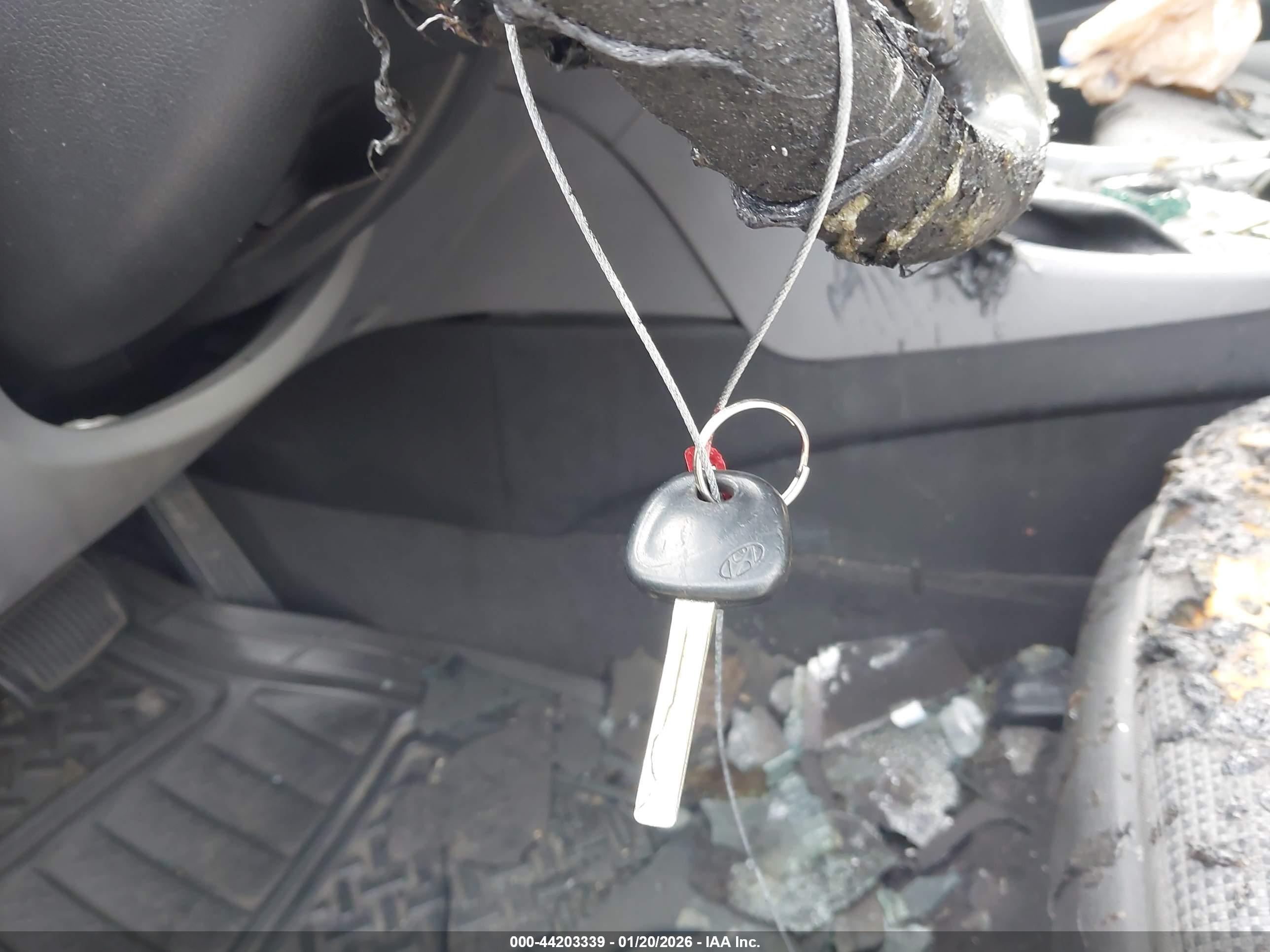 HYUNDAI SONATA image 11