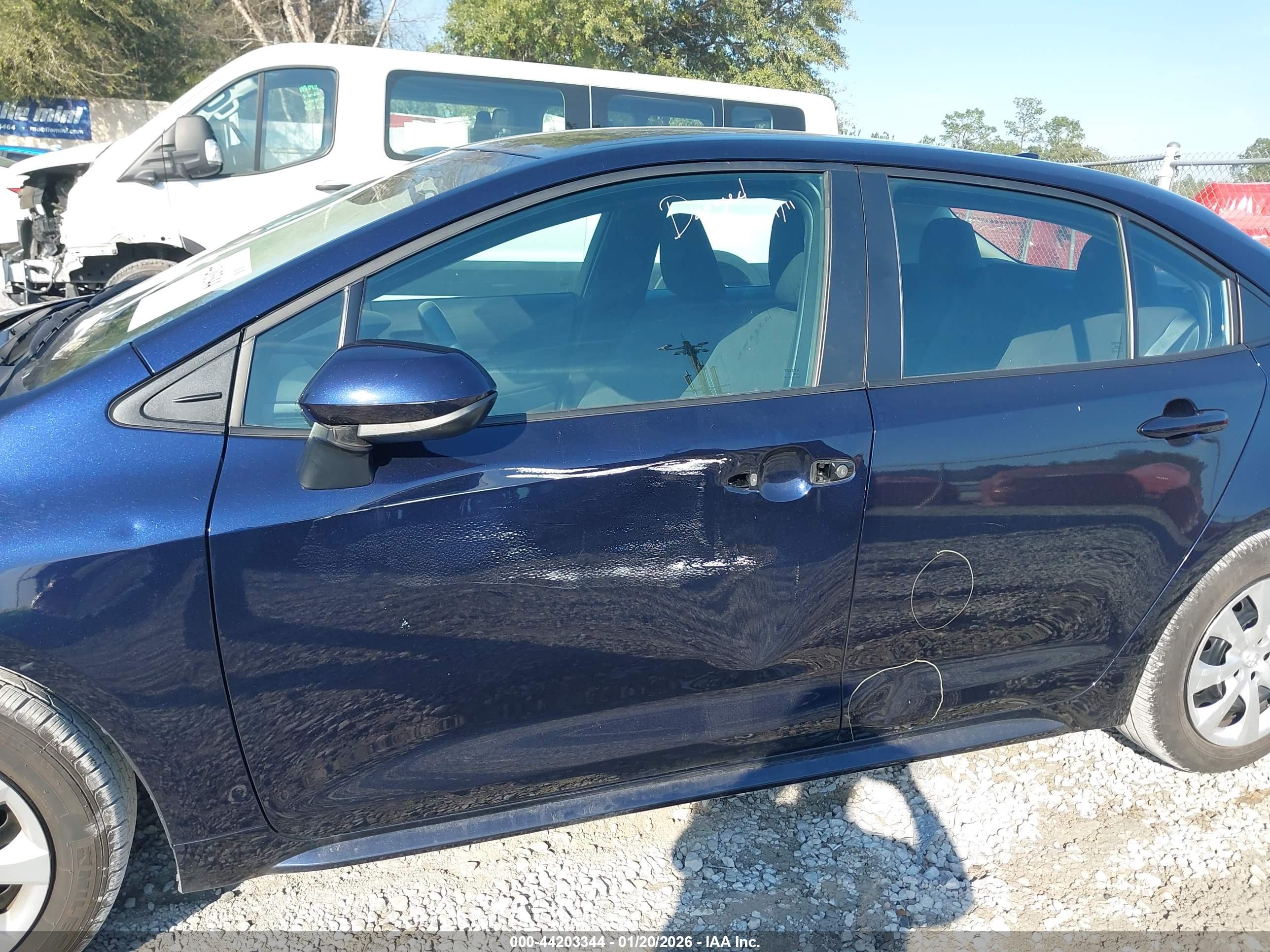 TOYOTA COROLLA image 6