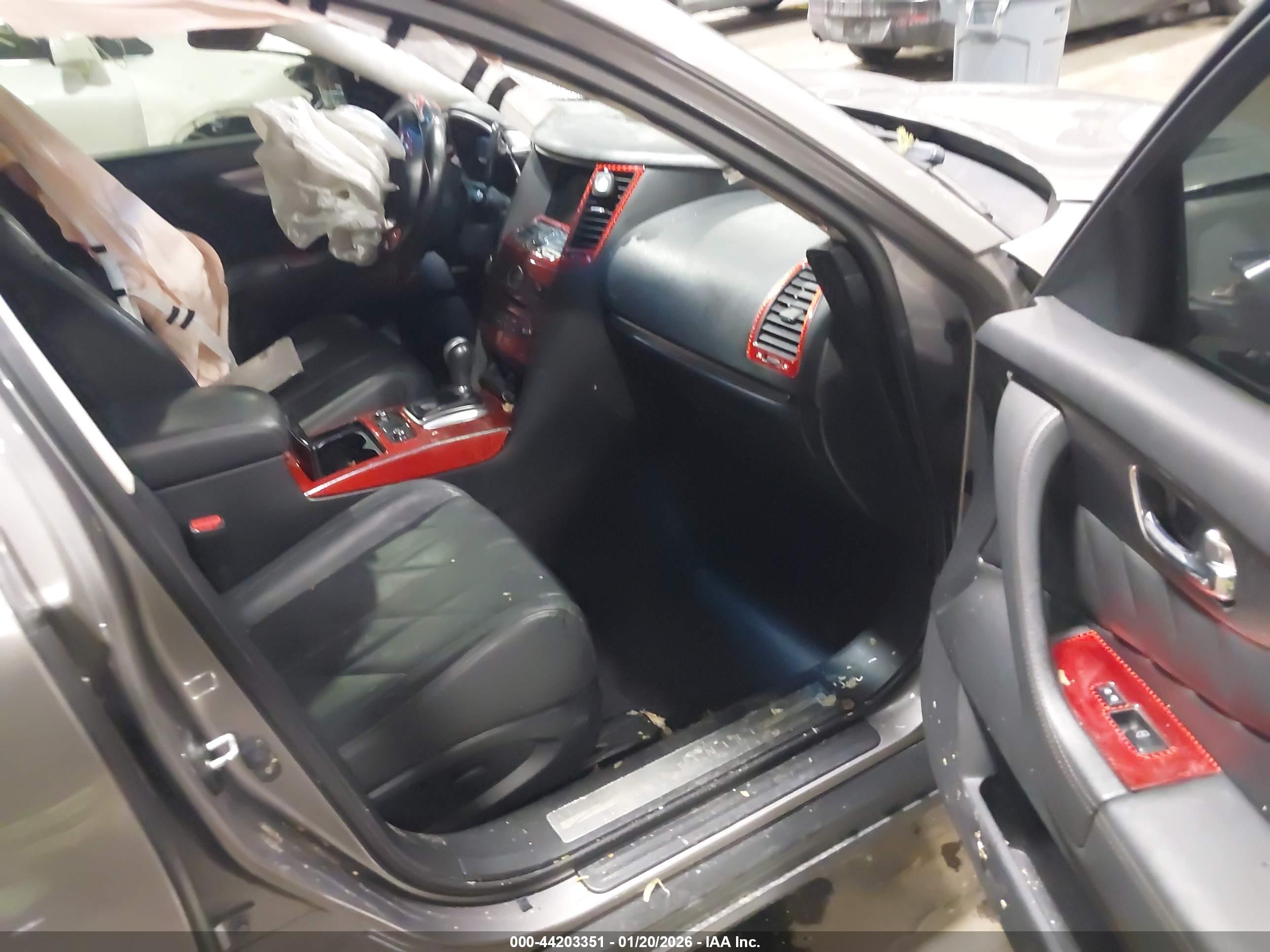 INFINITI FX35 image 5