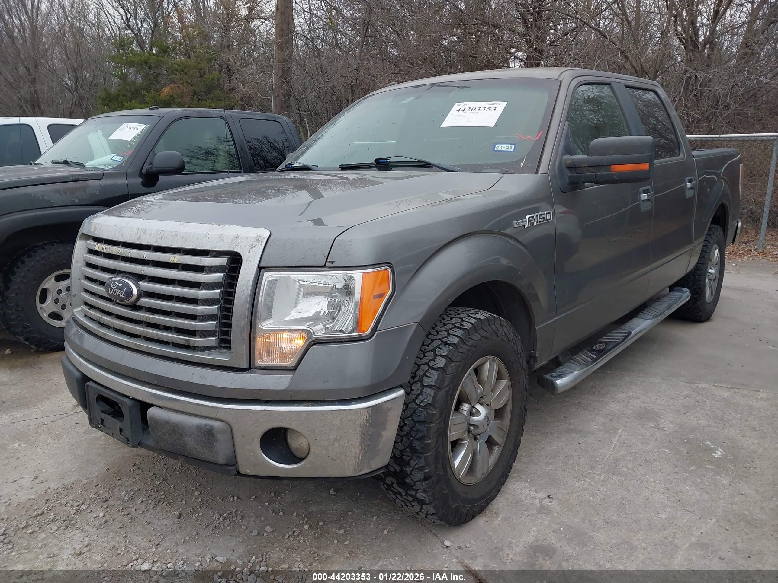 FORD F-150 image 2
