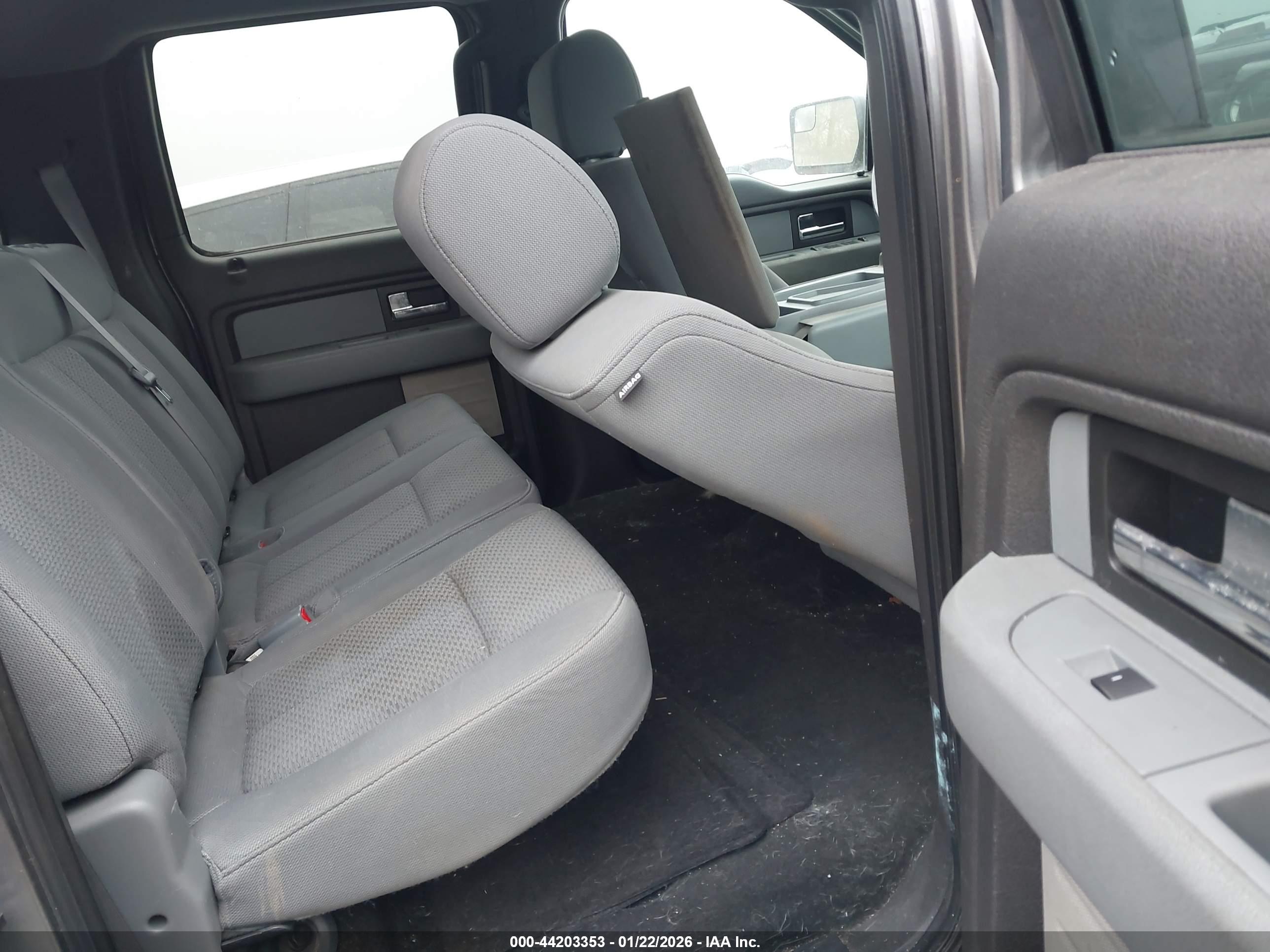 FORD F-150 image 8
