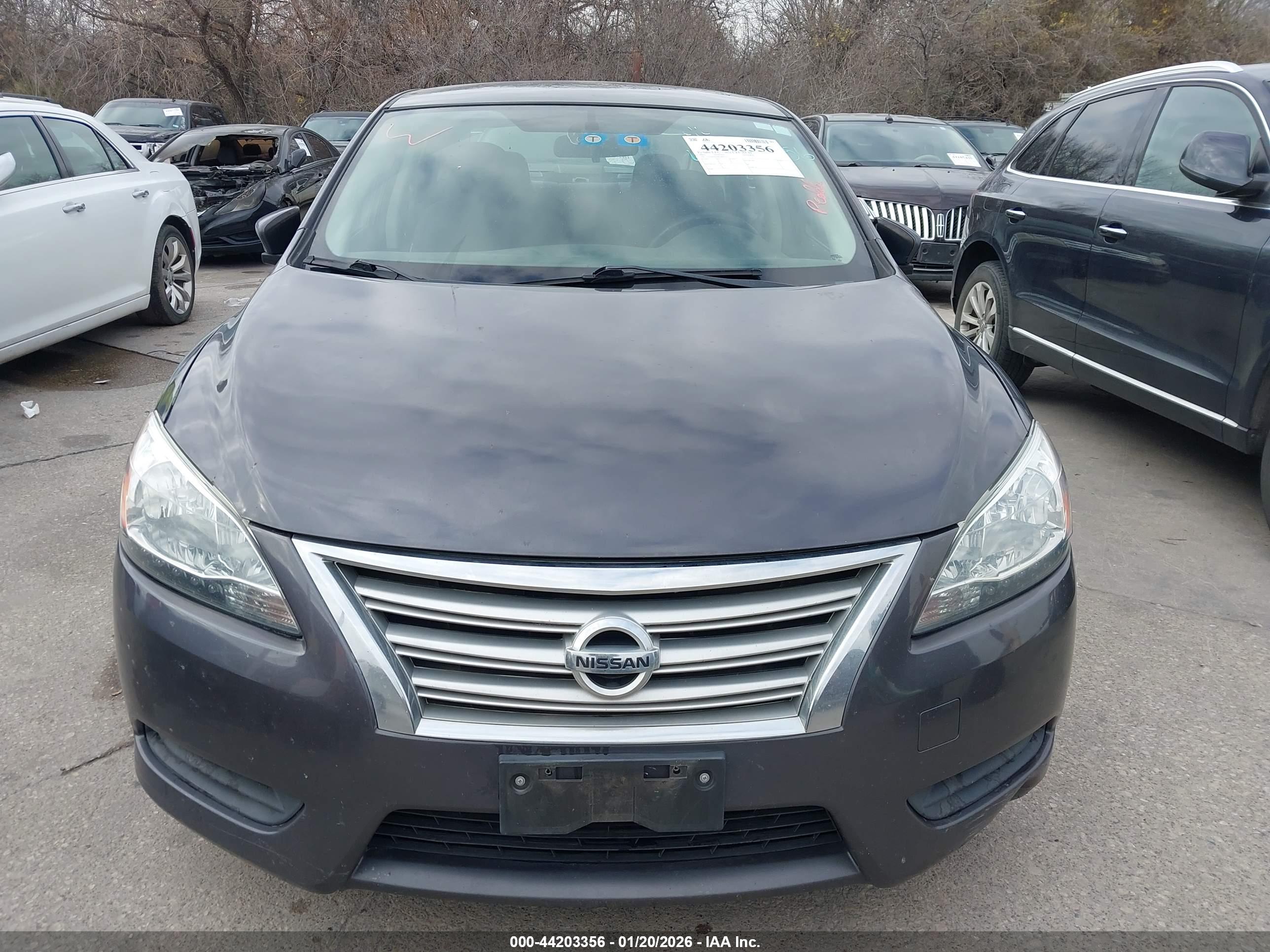 NISSAN SENTRA image 6