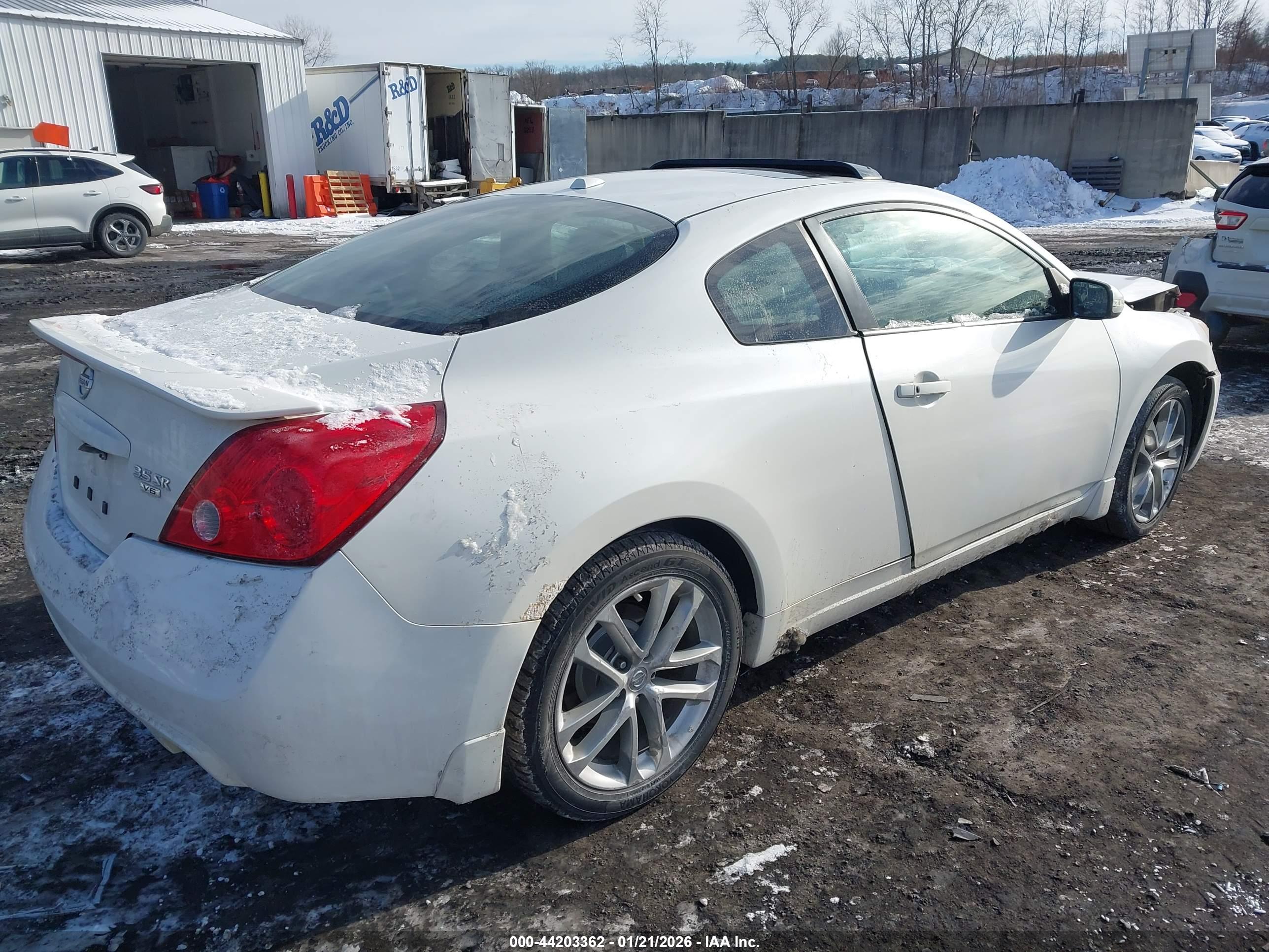 NISSAN ALTIMA image 4