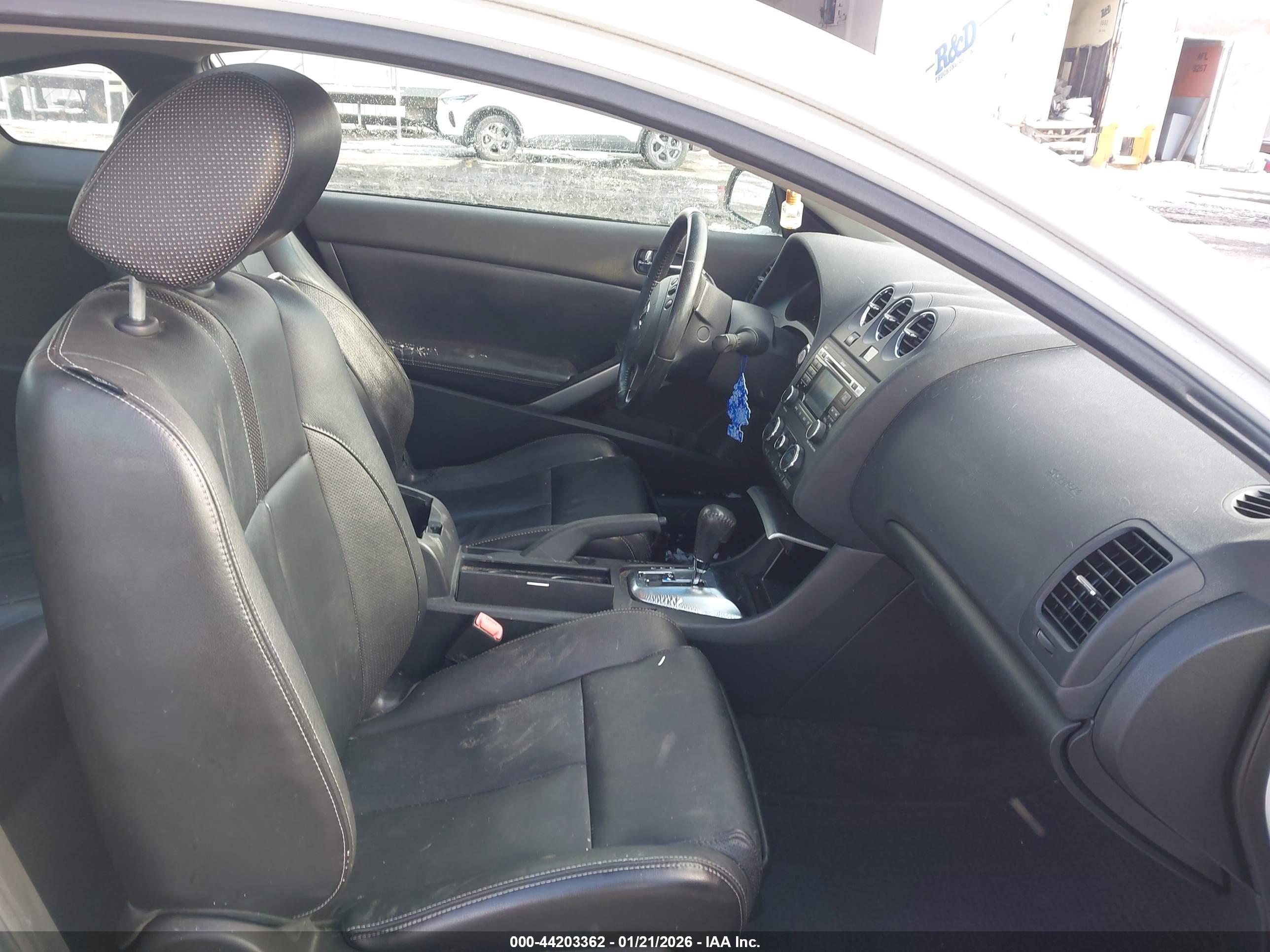 NISSAN ALTIMA image 5