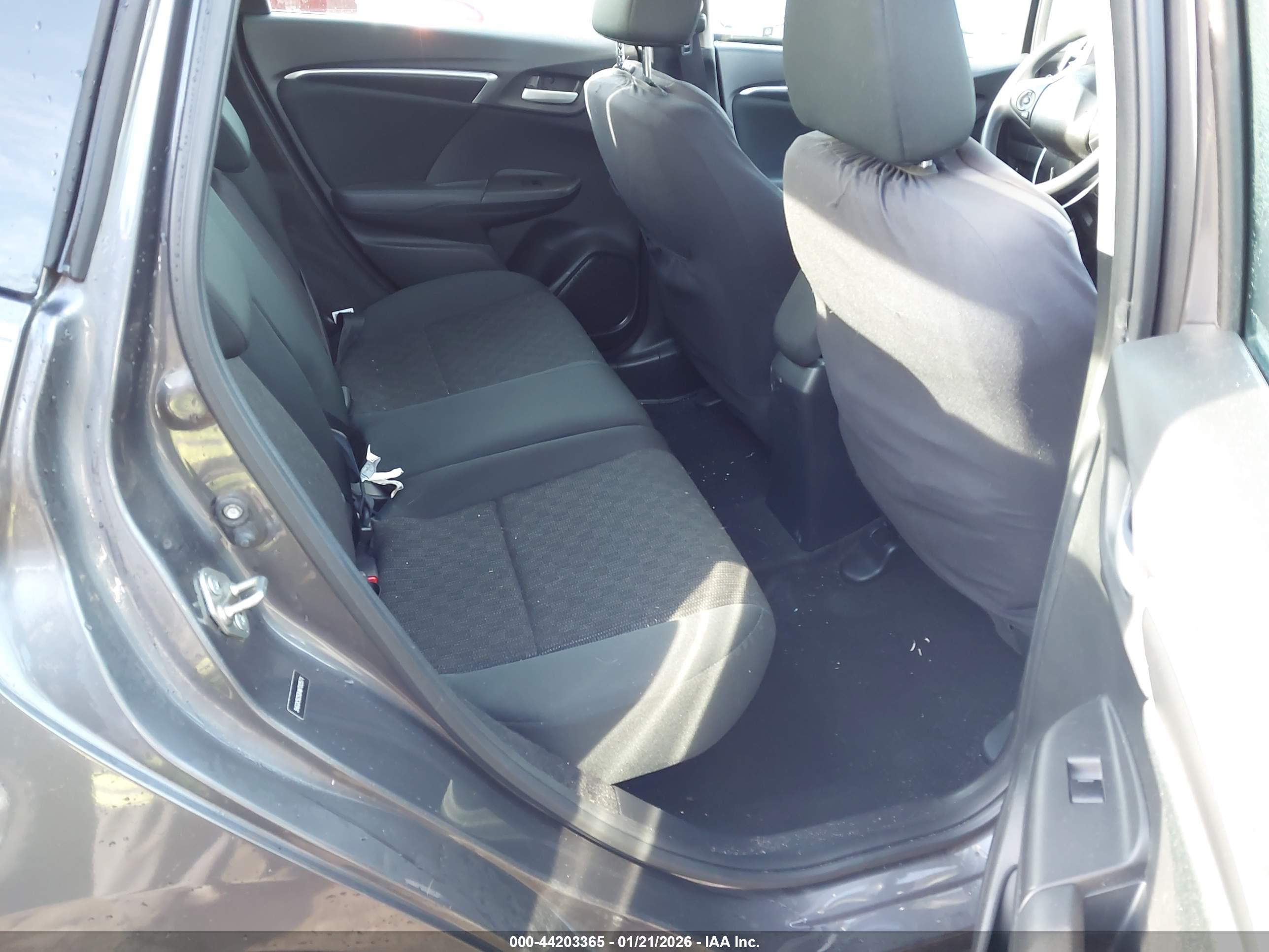 HONDA FIT image 8