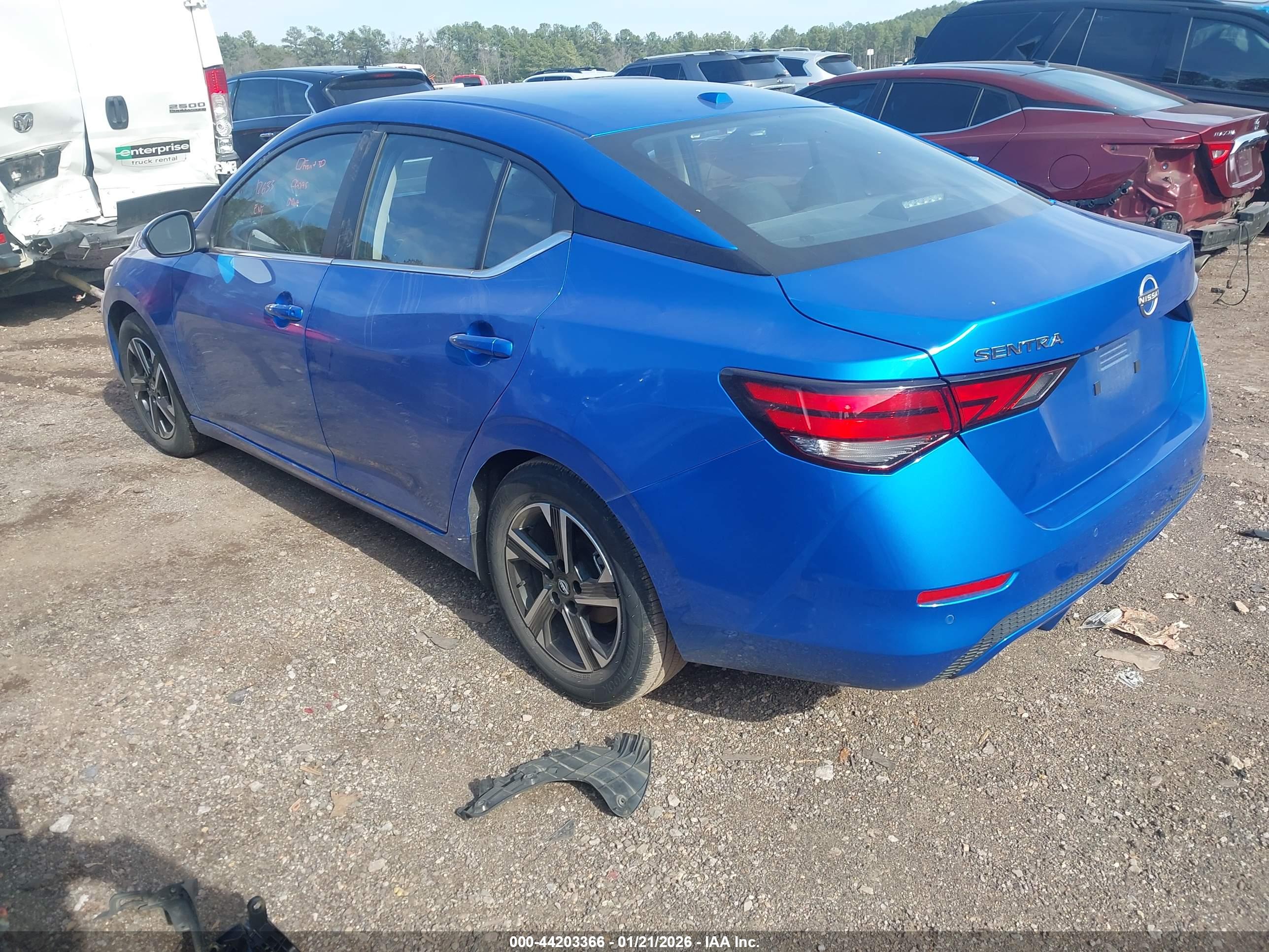 NISSAN SENTRA image 3