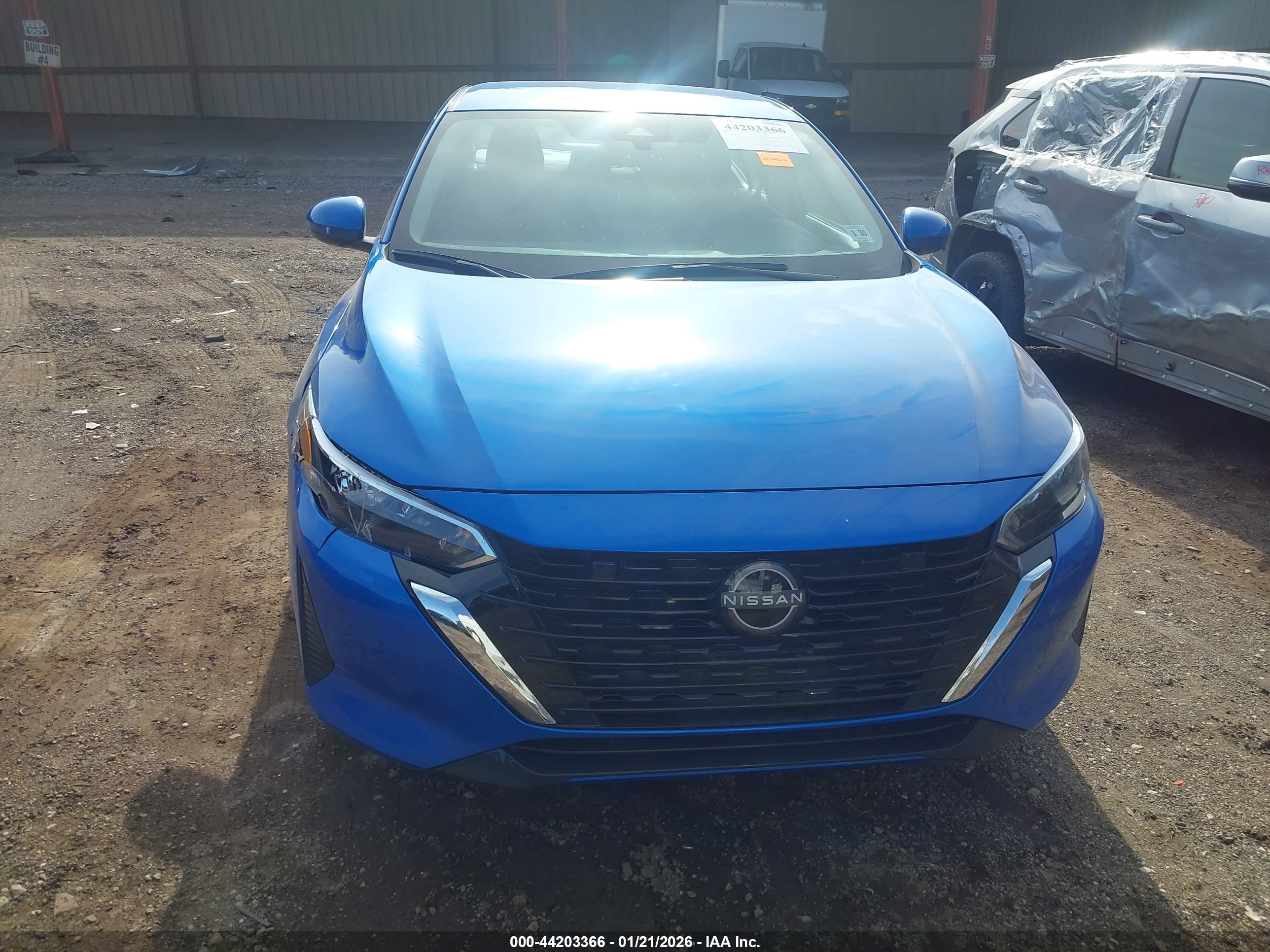 NISSAN SENTRA image 6