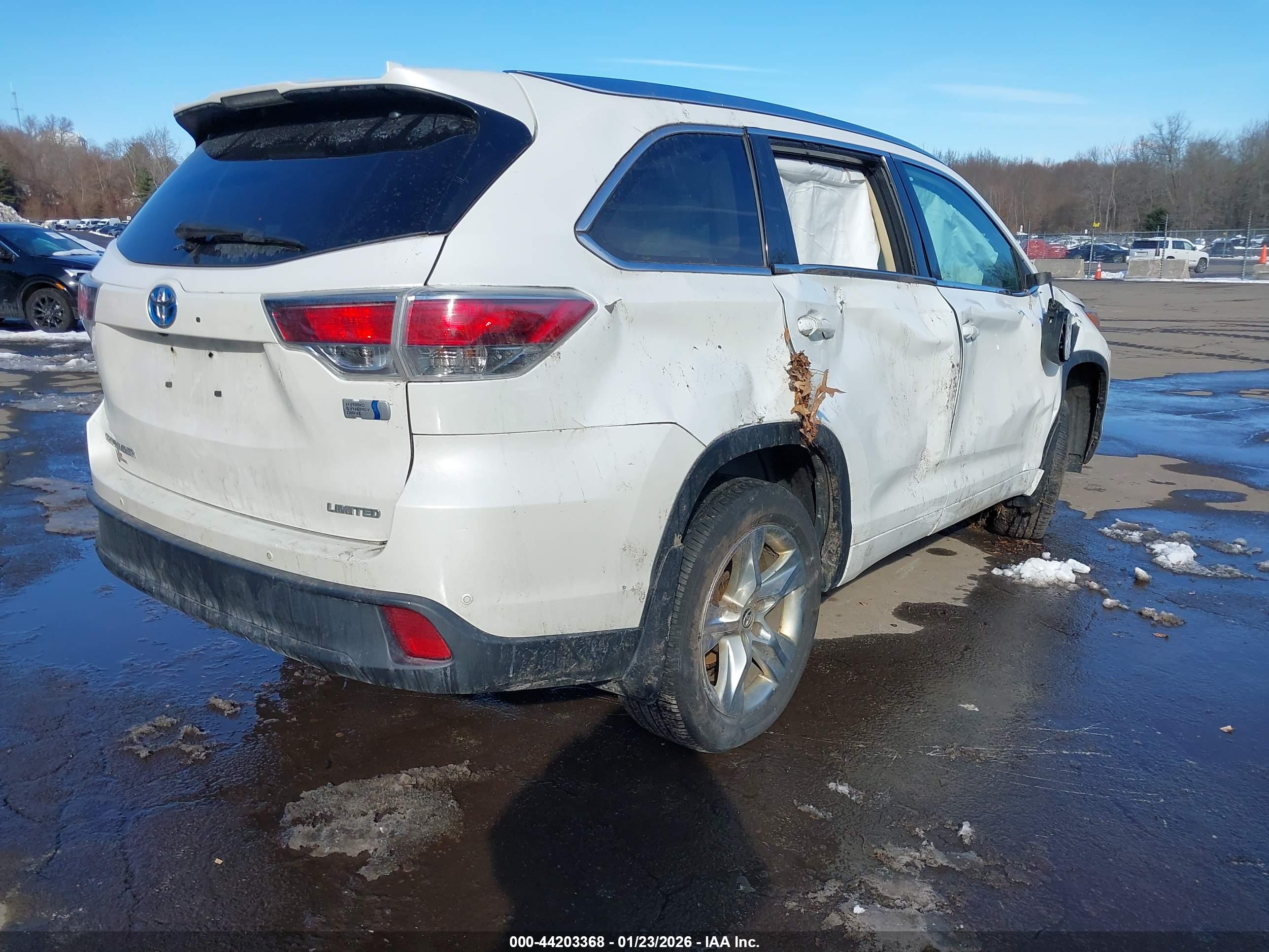 TOYOTA HIGHLANDER image 4