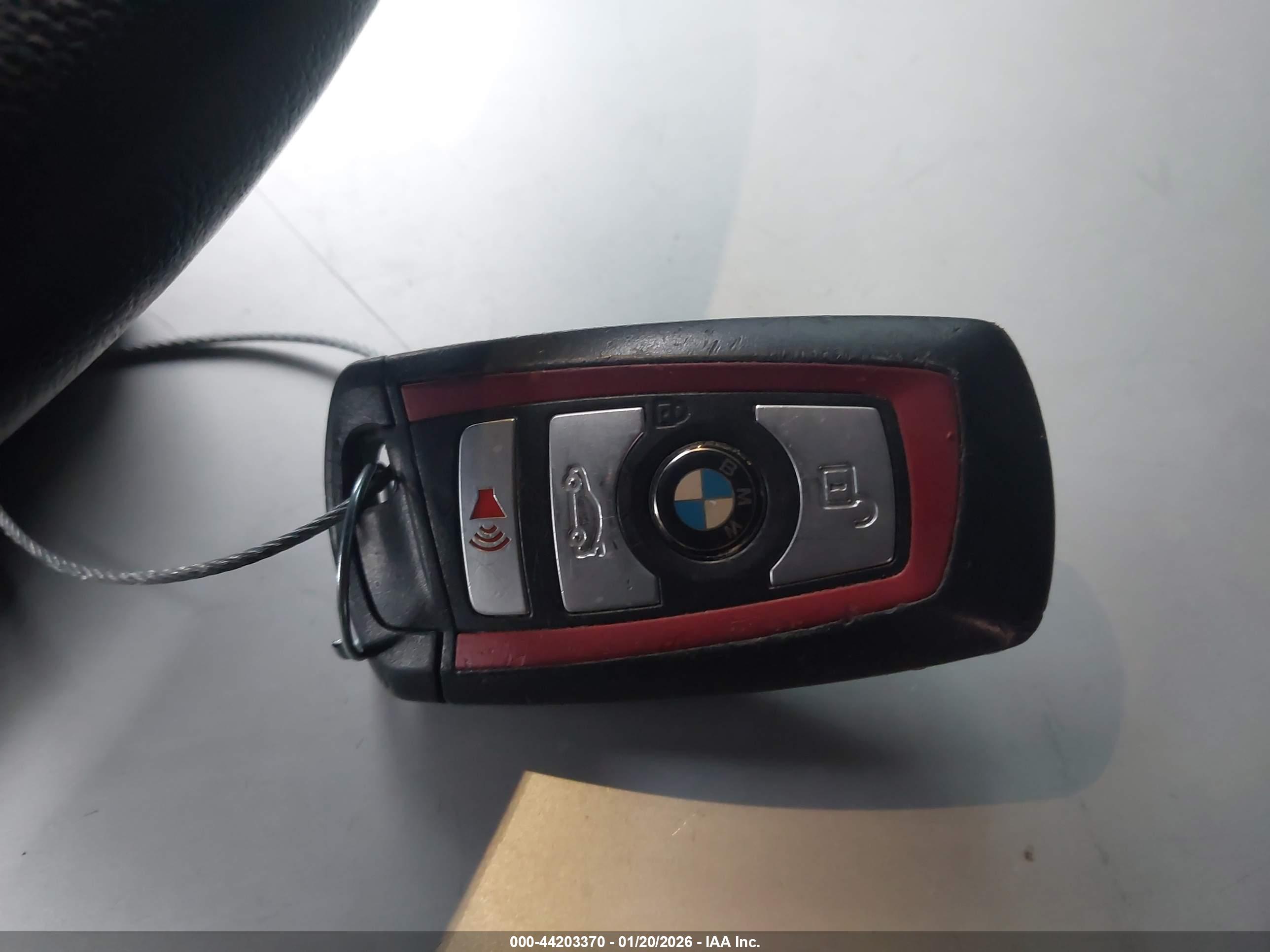 BMW 330I image 11