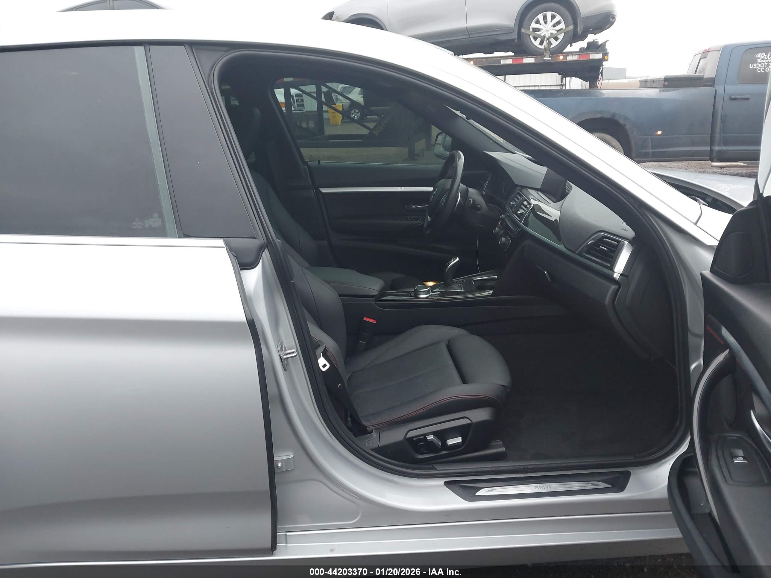 BMW 330I image 5