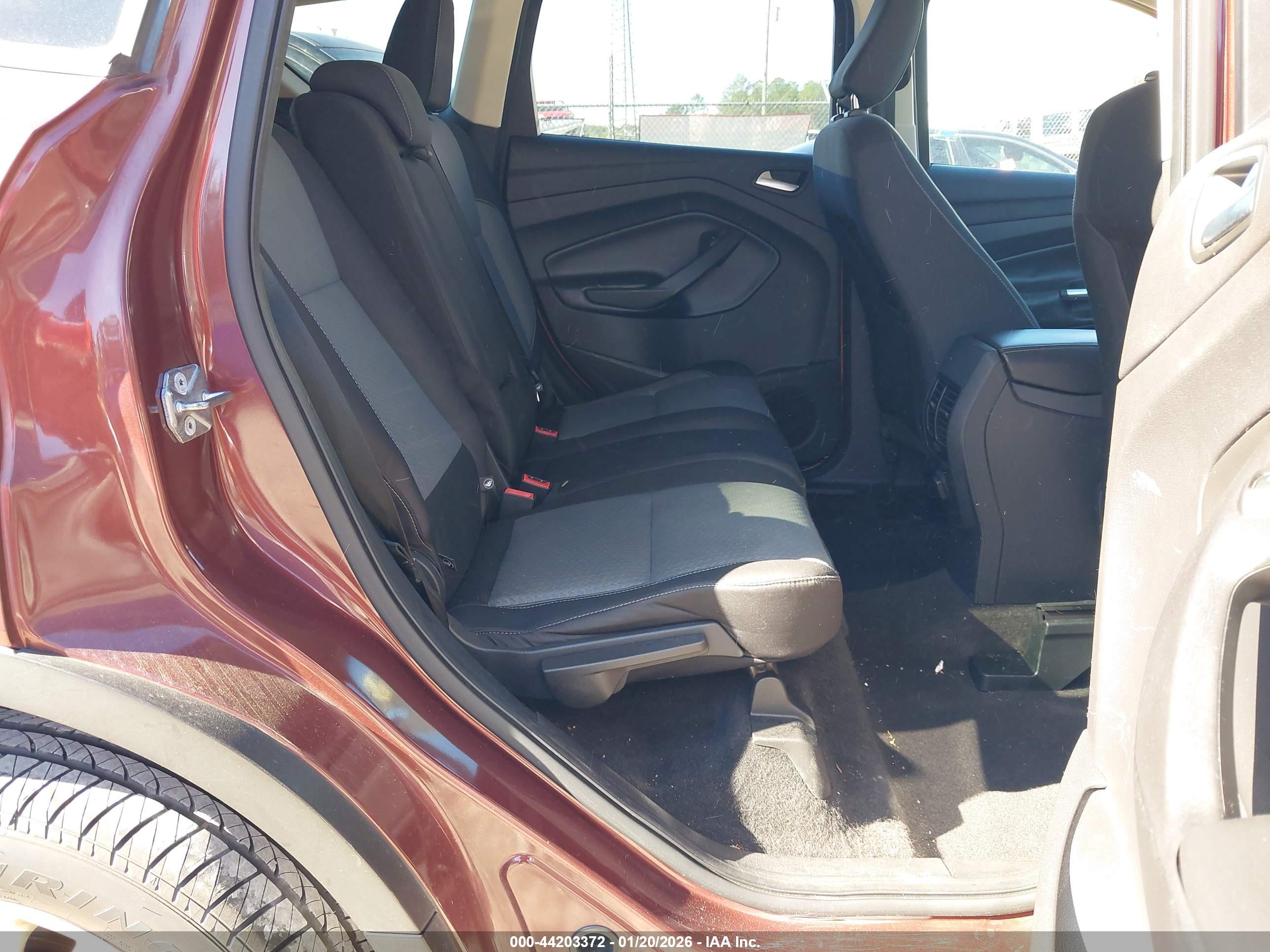 FORD ESCAPE image 8