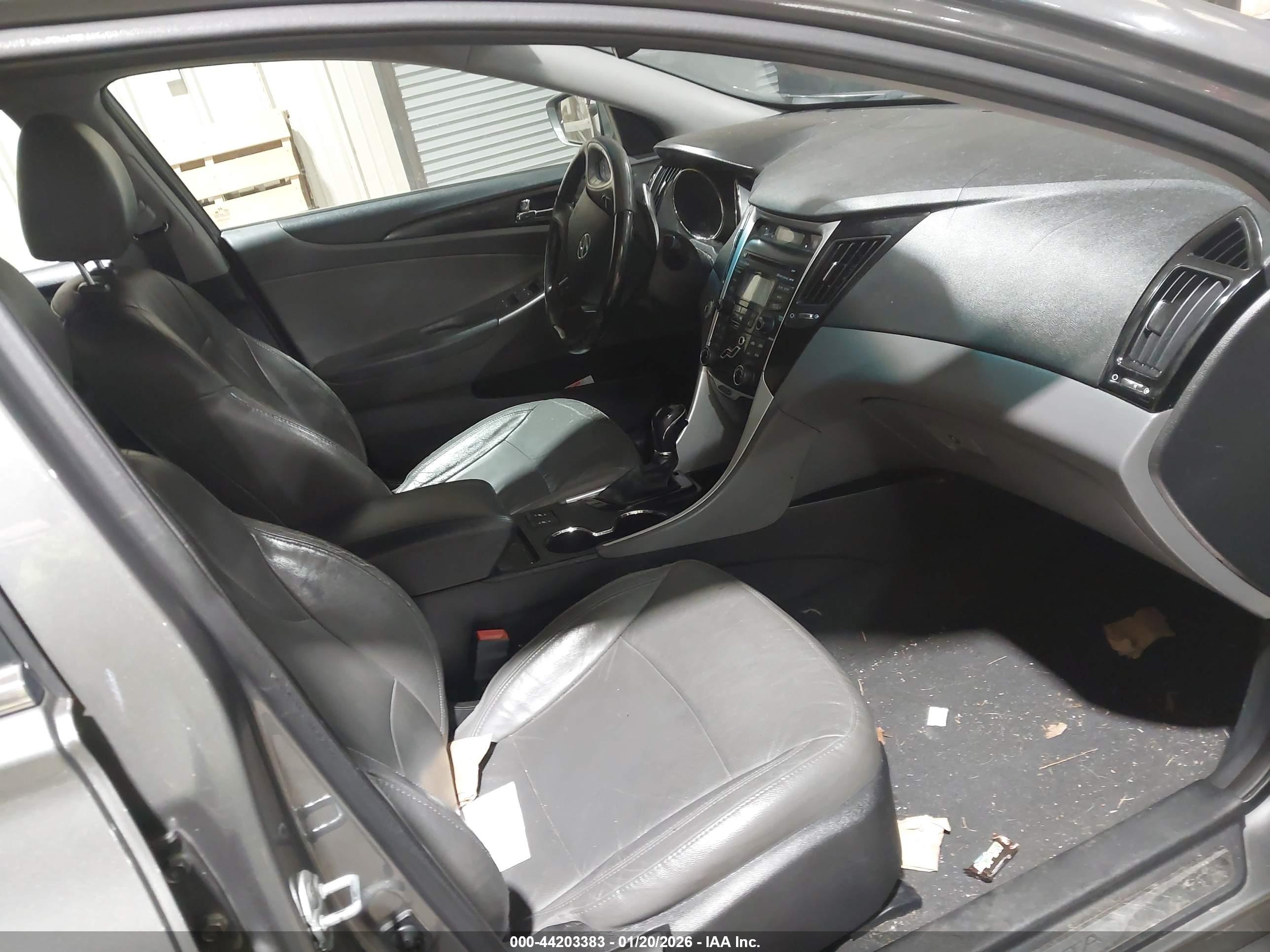 HYUNDAI SONATA image 5