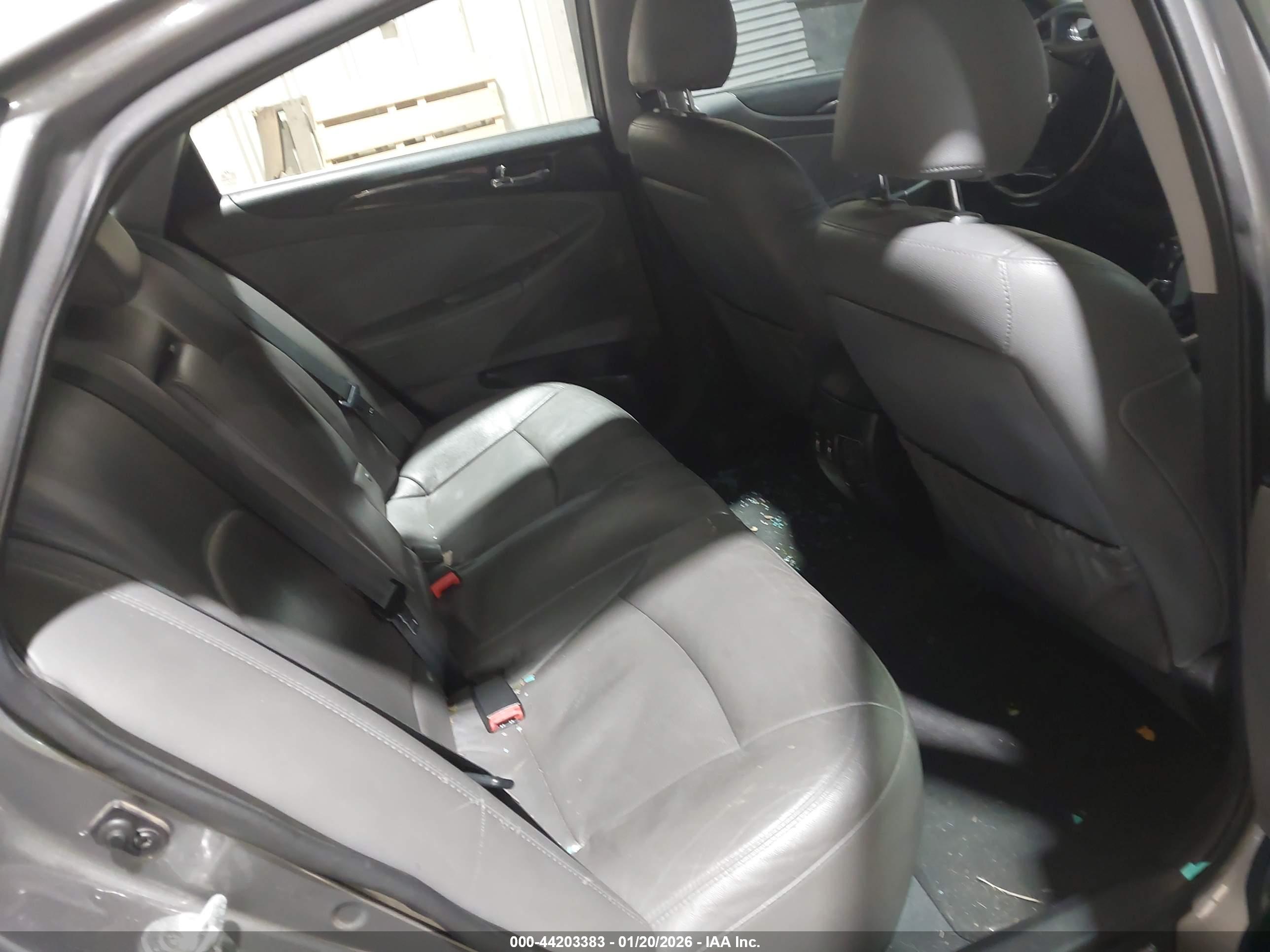 HYUNDAI SONATA image 8