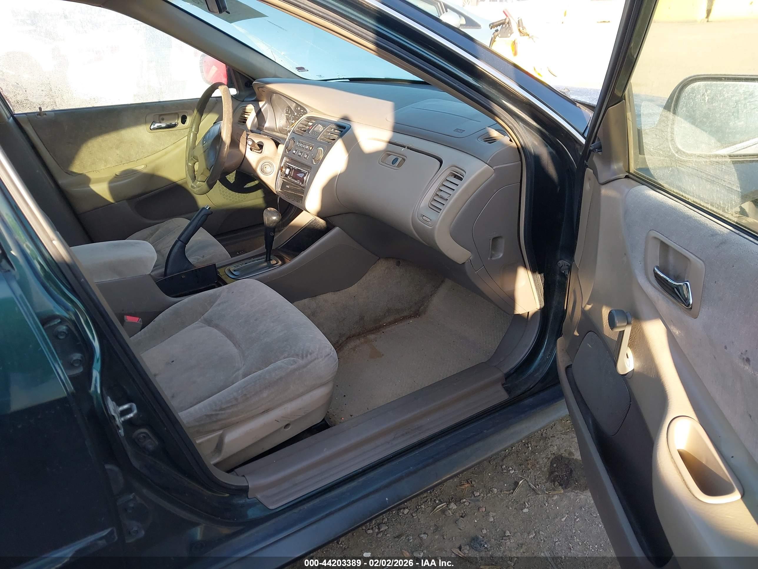 HONDA ACCORD image 5