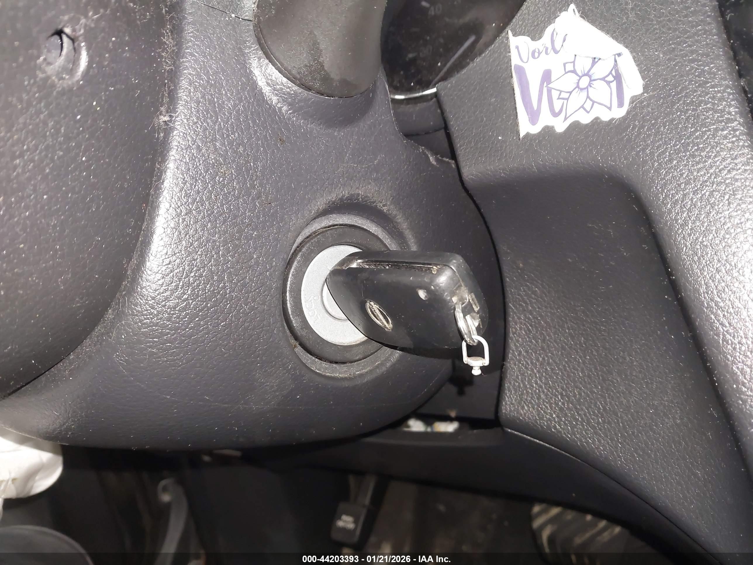 NISSAN ROGUE image 11