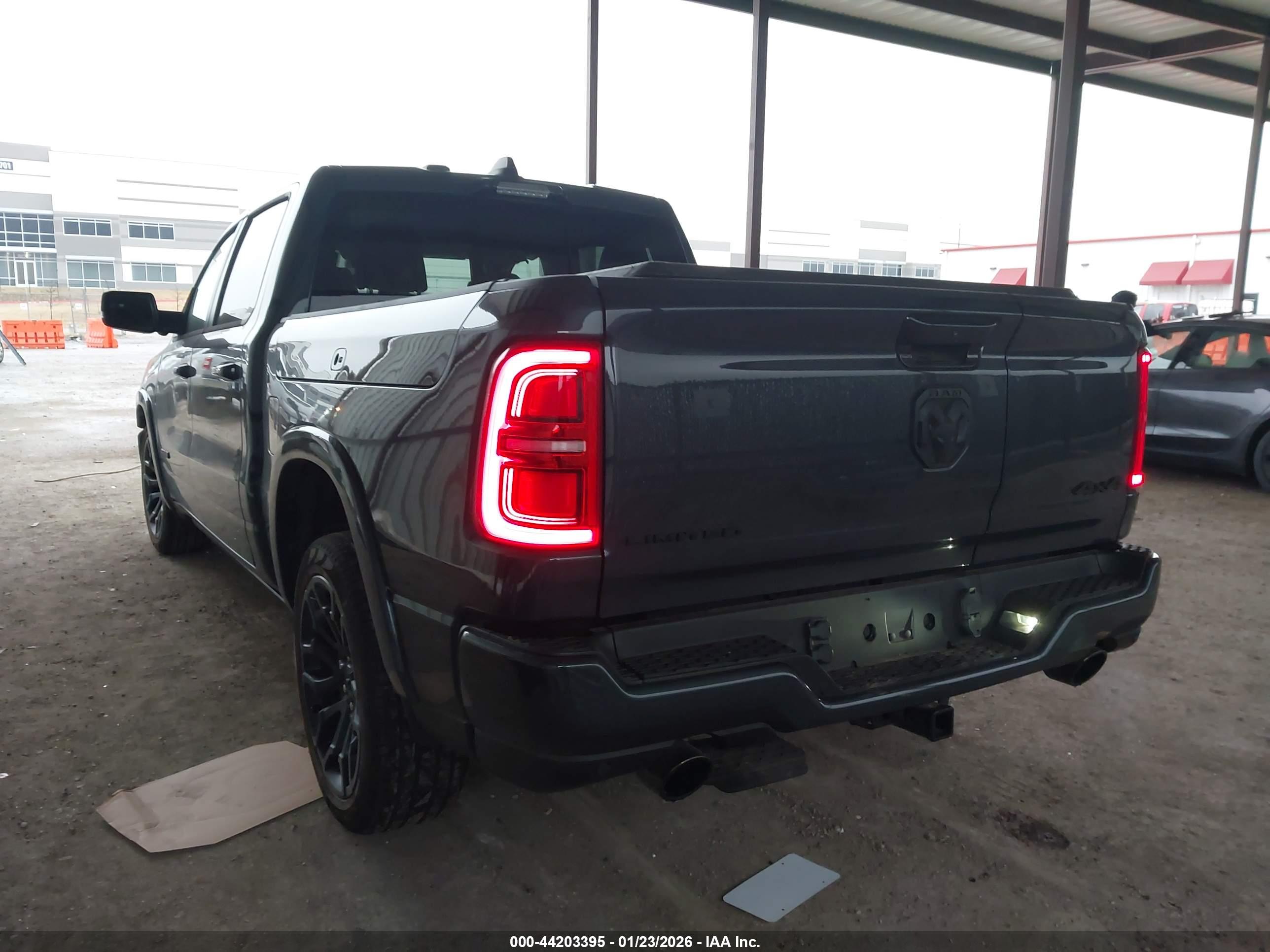 RAM 1500 image 3