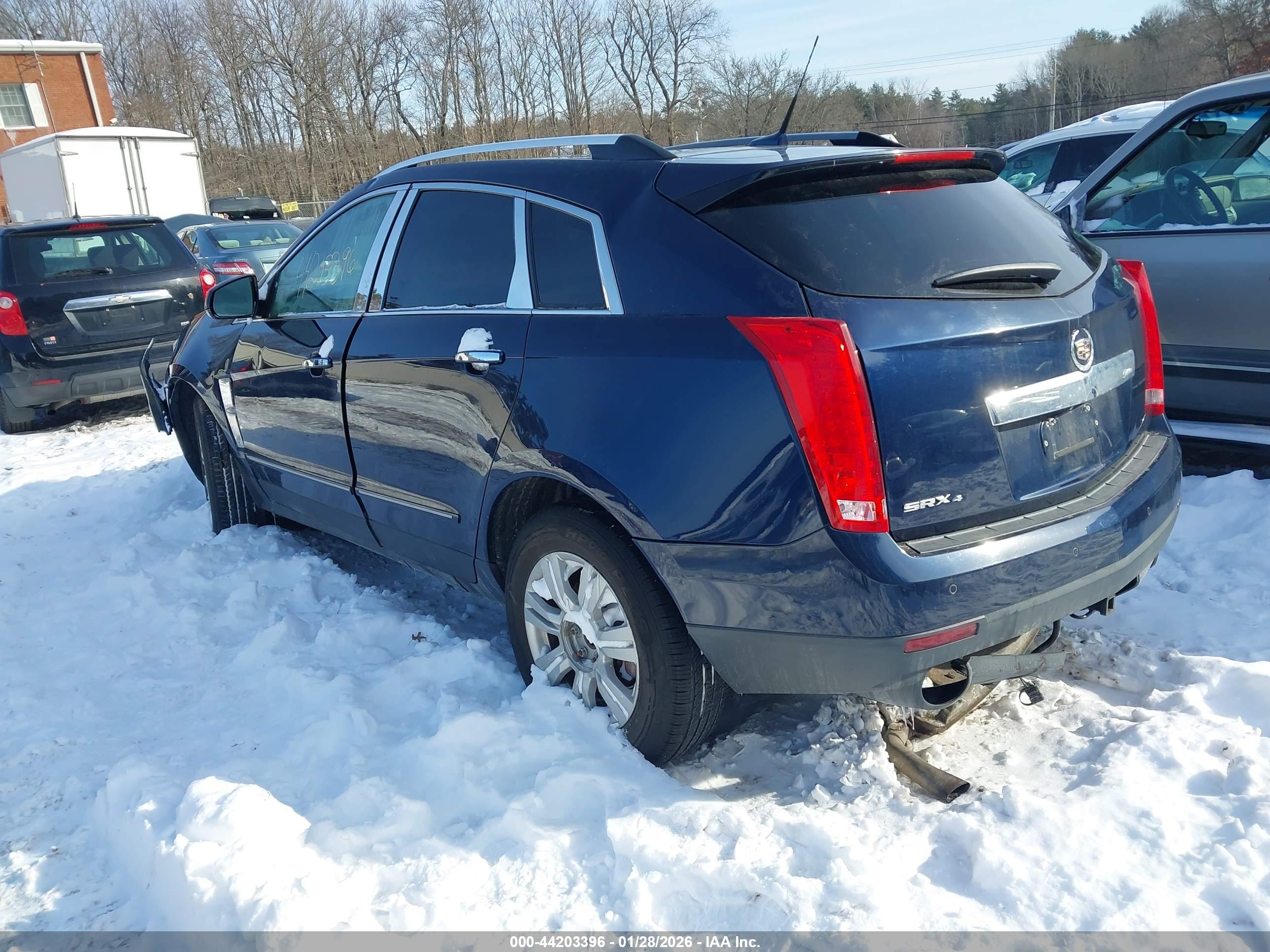 CADILLAC SRX image 3