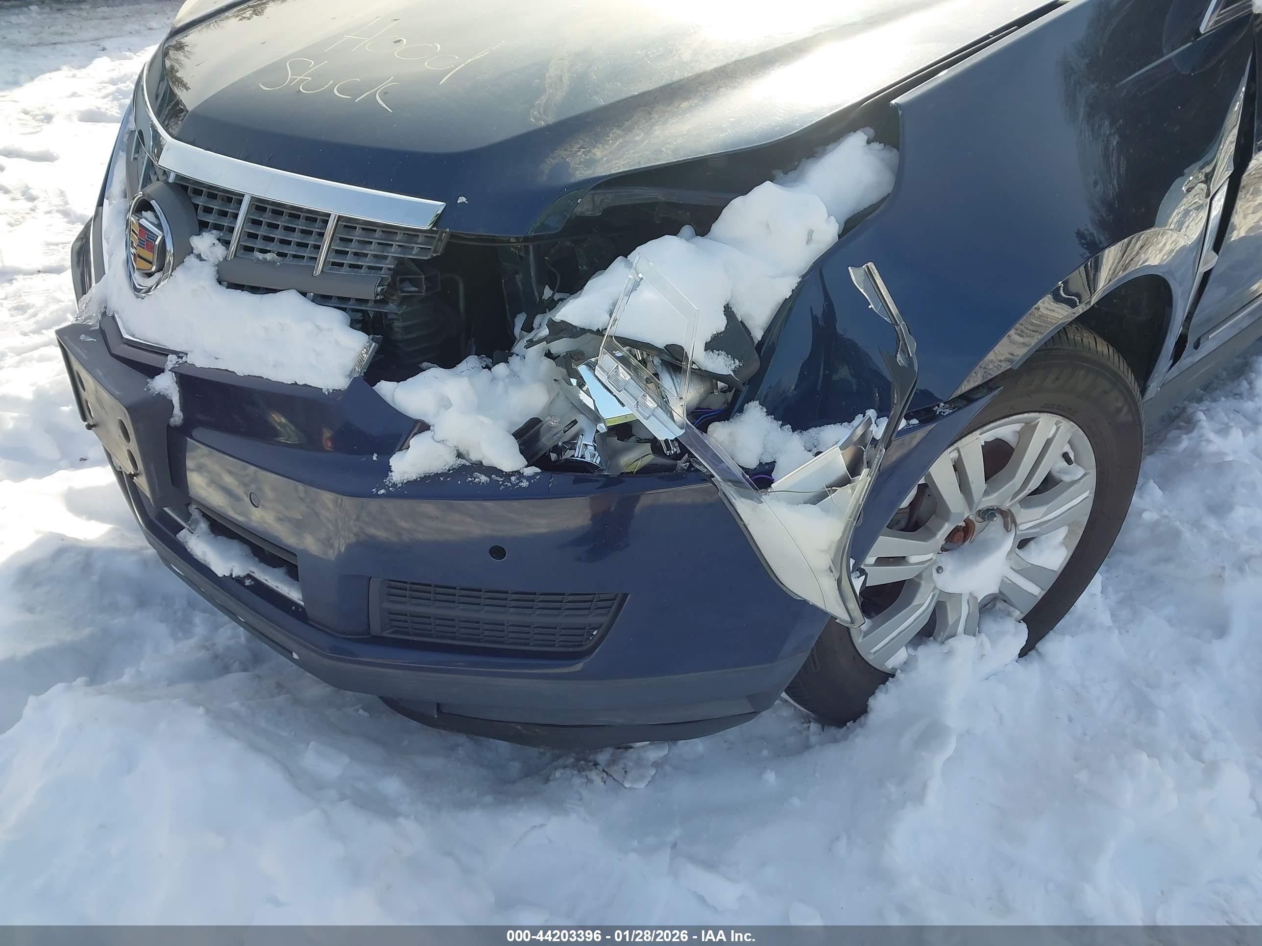 CADILLAC SRX image 6